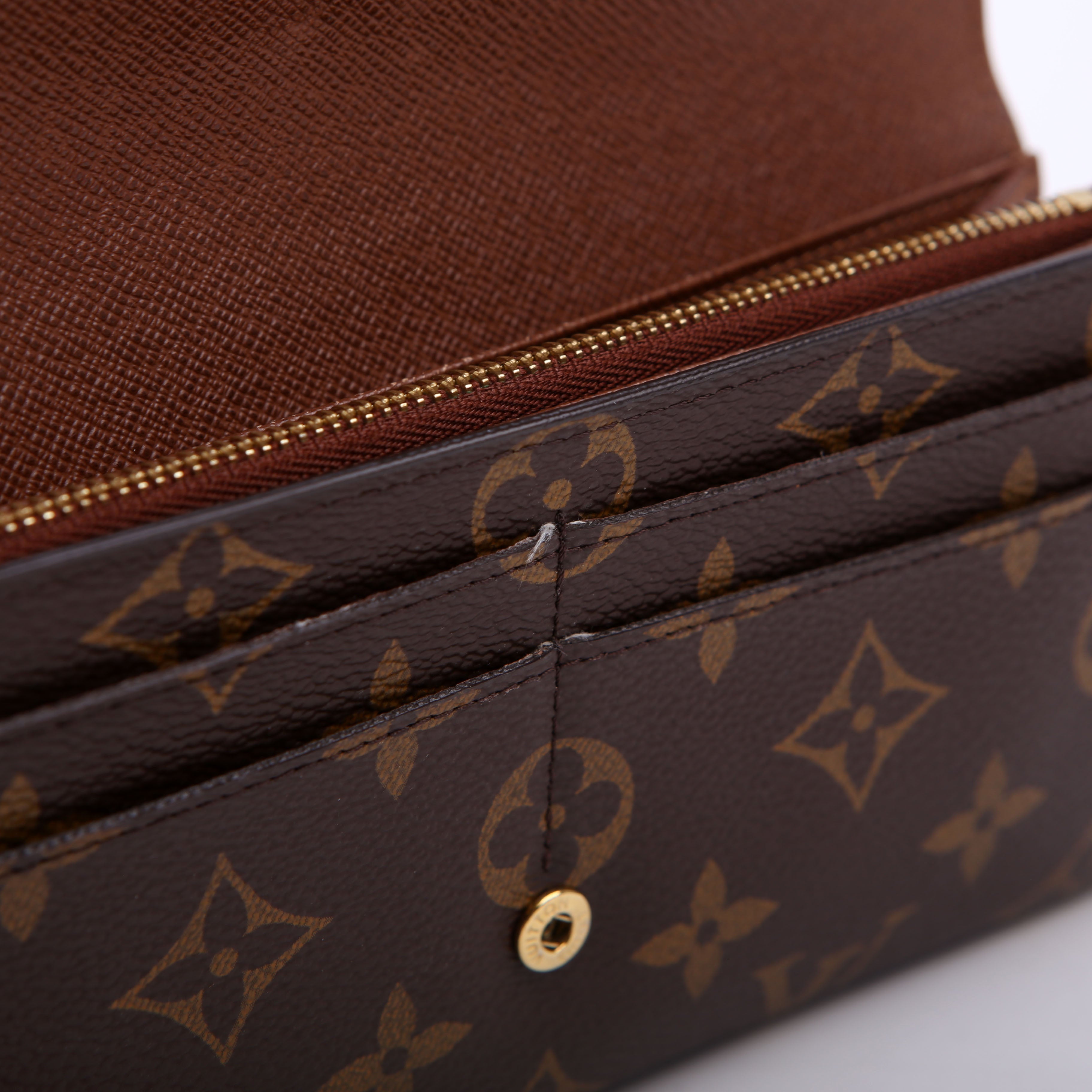 Sarah Wallet Newer Monogram
