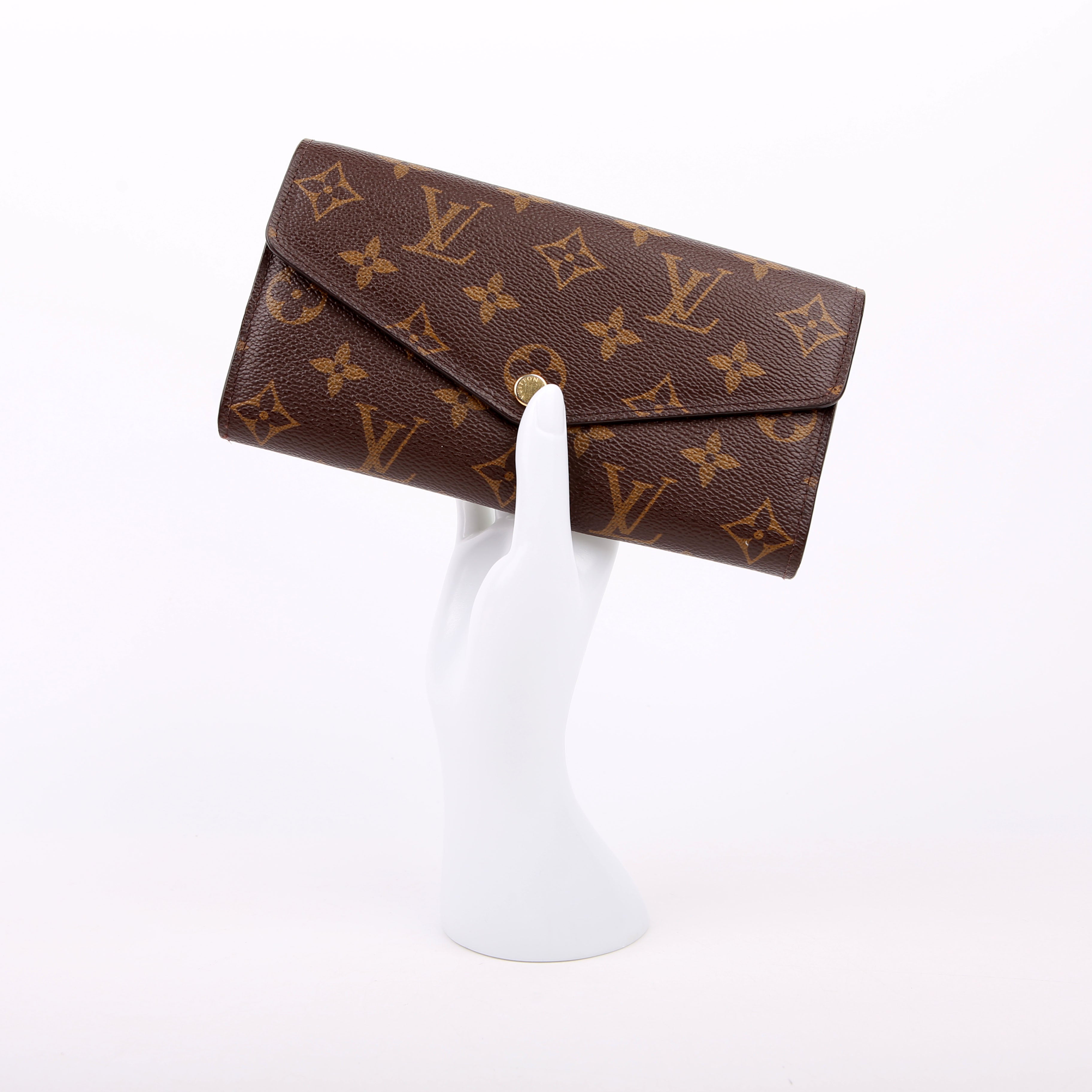 Sarah Wallet Newer Monogram