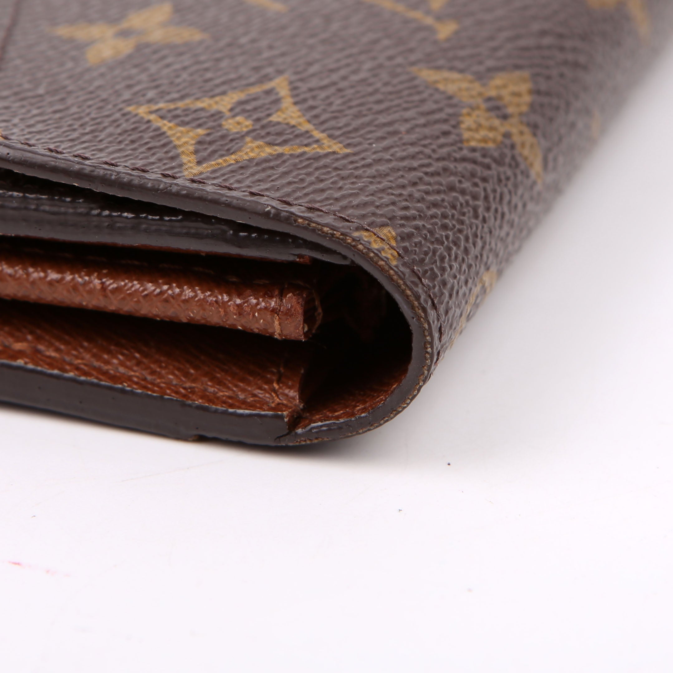 Sarah Wallet Newer Monogram