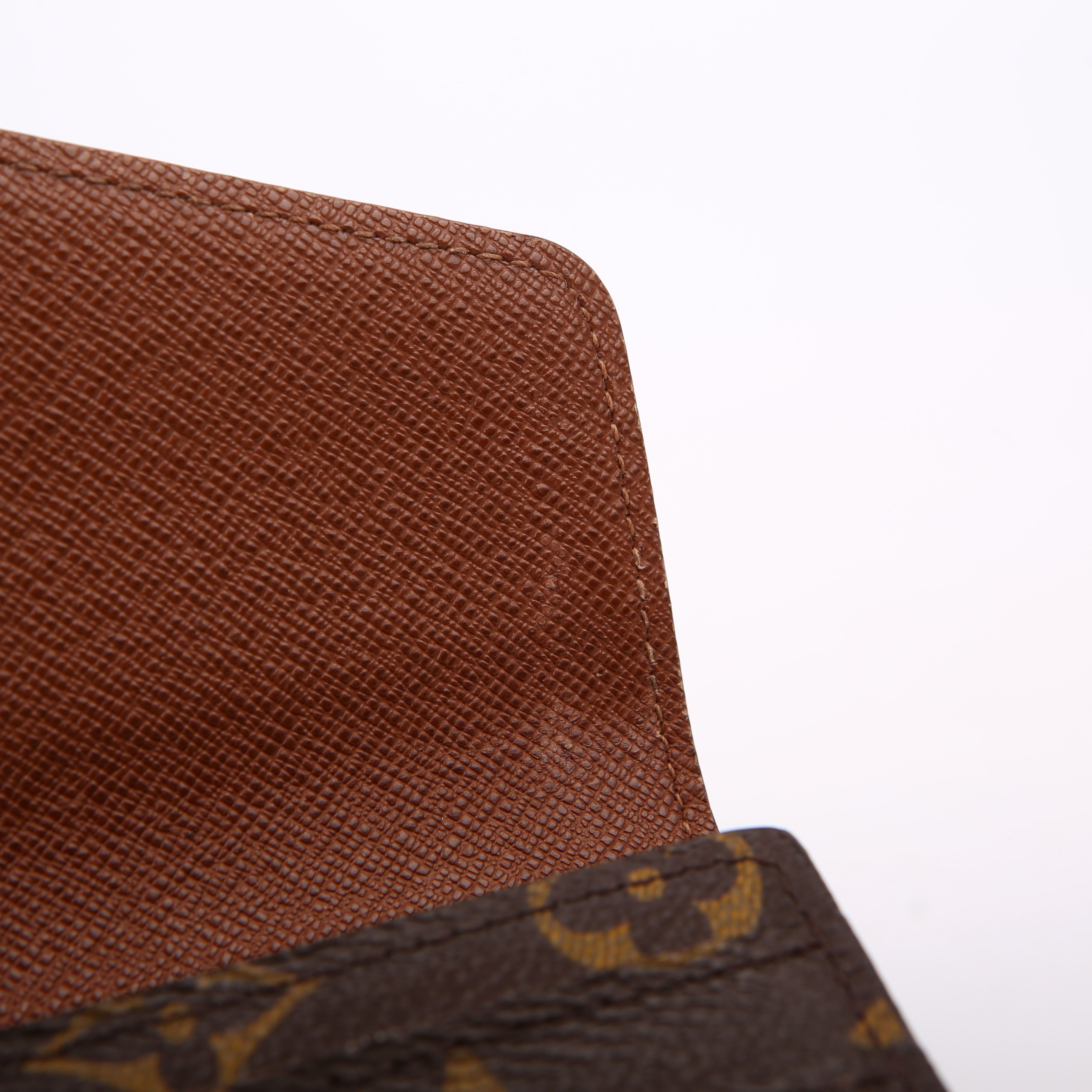 Sarah Wallet Newer Monogram