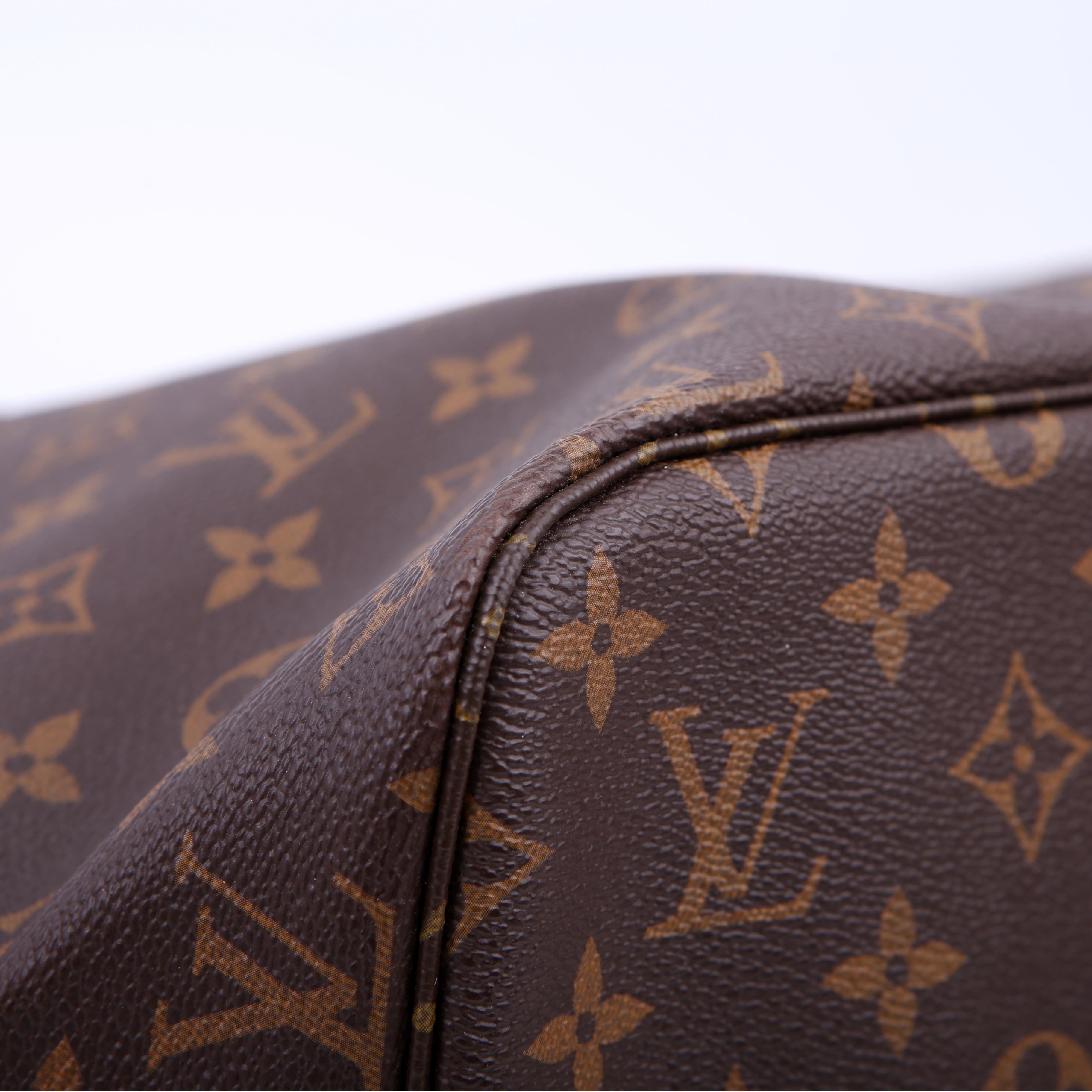Neverfull MM Monogram Red