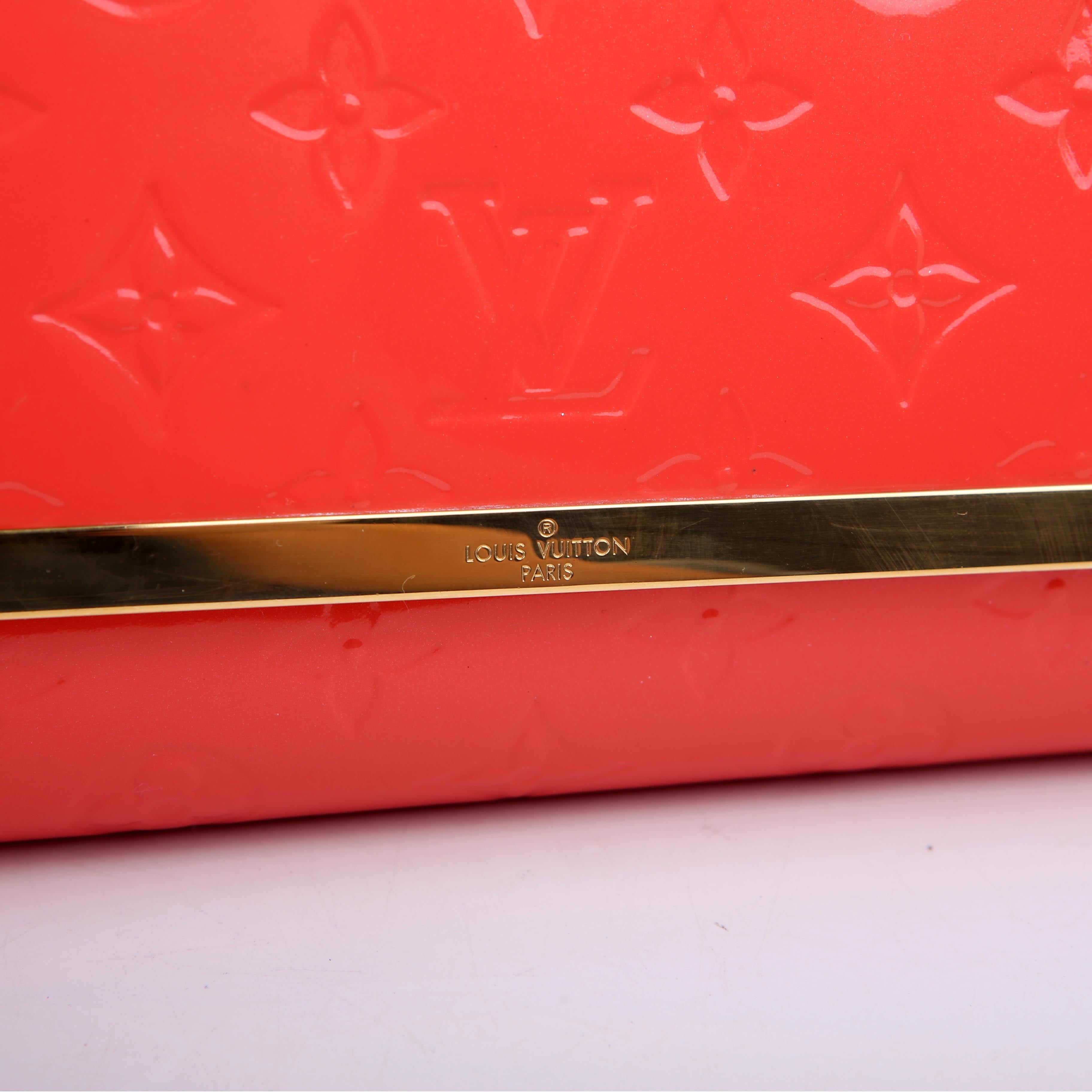 Ana Clutch Vernis Coral