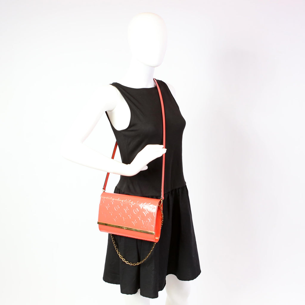 Ana Clutch Vernis Coral