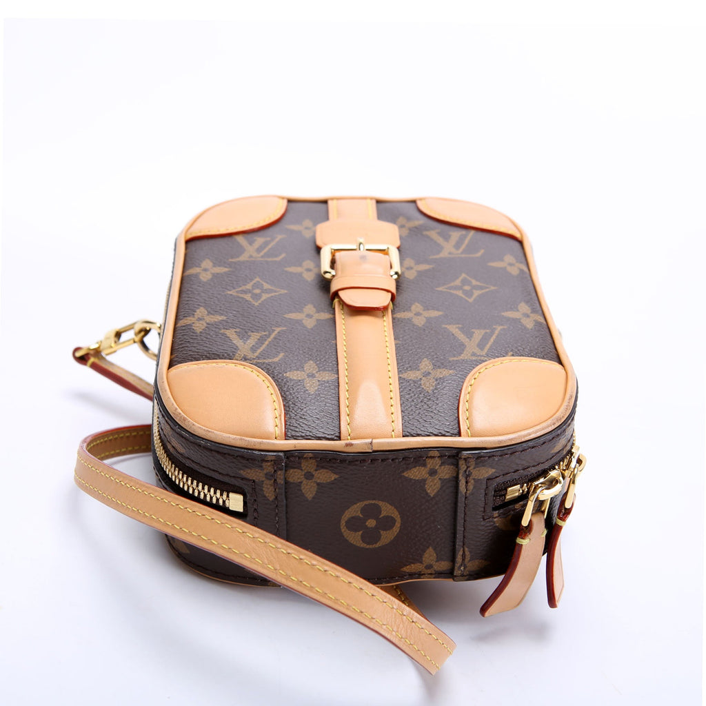 Valisette Vertical Monogram