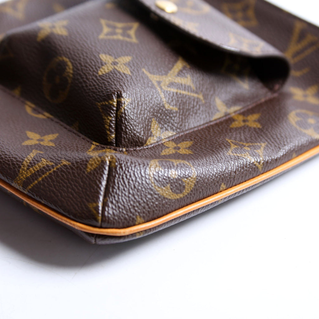 Partition Wristlet Clutch Monogram