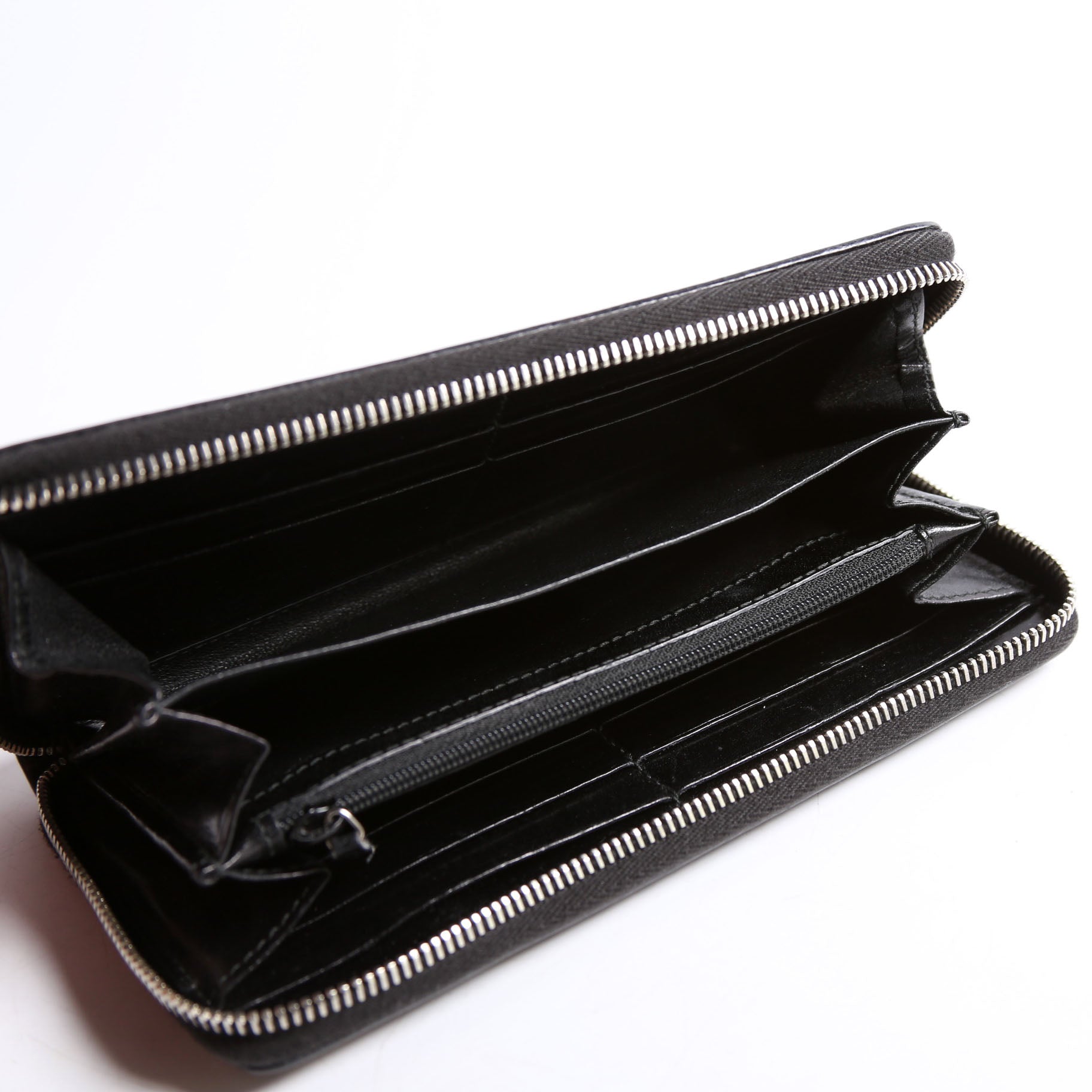 233025 GG Canvas Zip Around Wallet Tan/Black