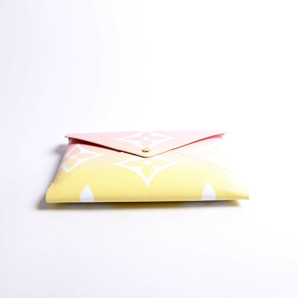Pochette Kirigami 3-Piece By The Pool
