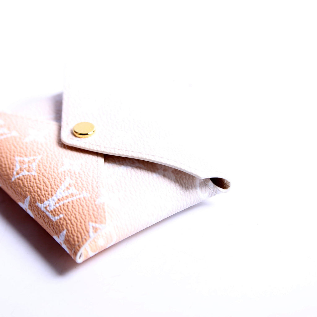 Pochette Kirigami 3-Piece By The Pool