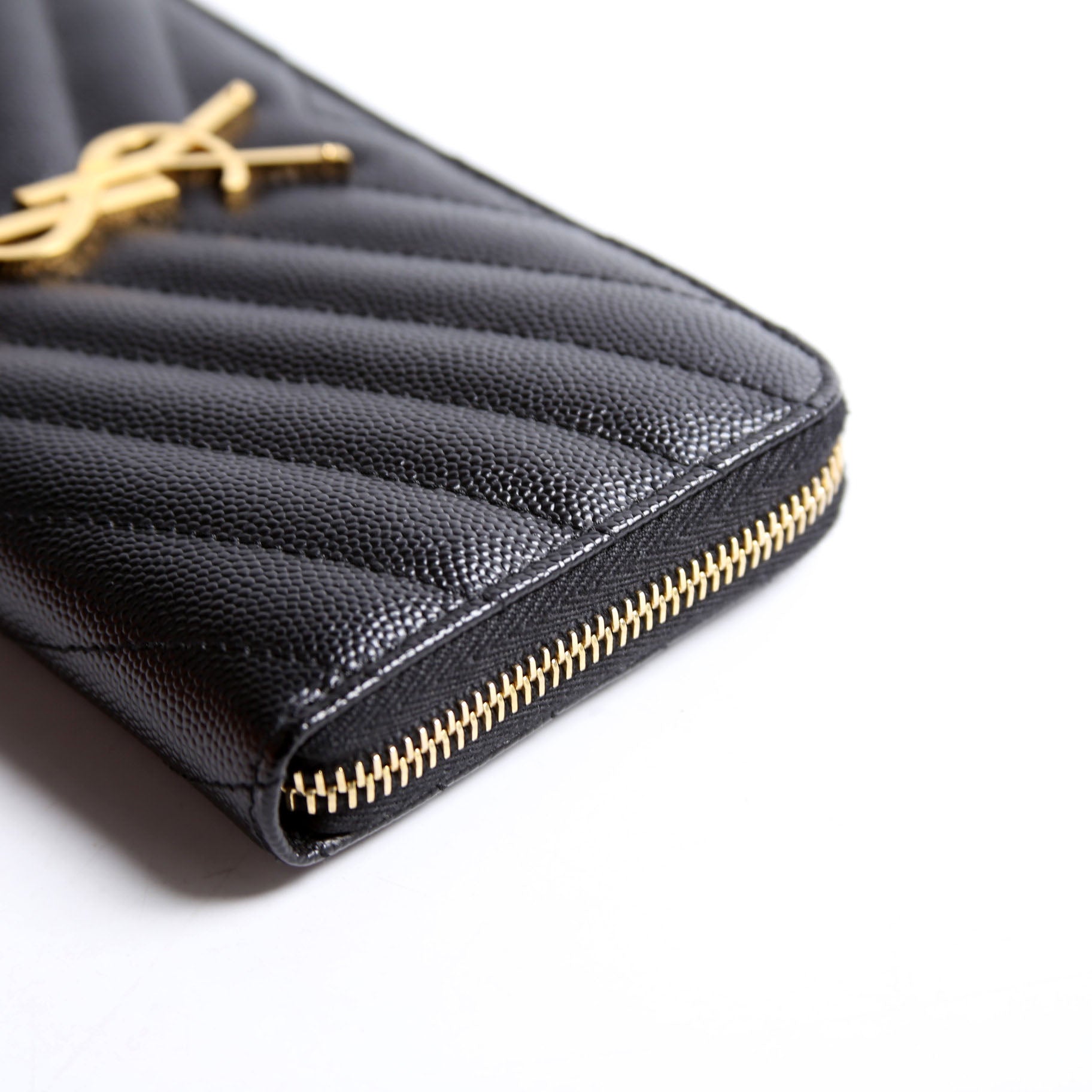 Grain De Poudre Zip Around Wallet
