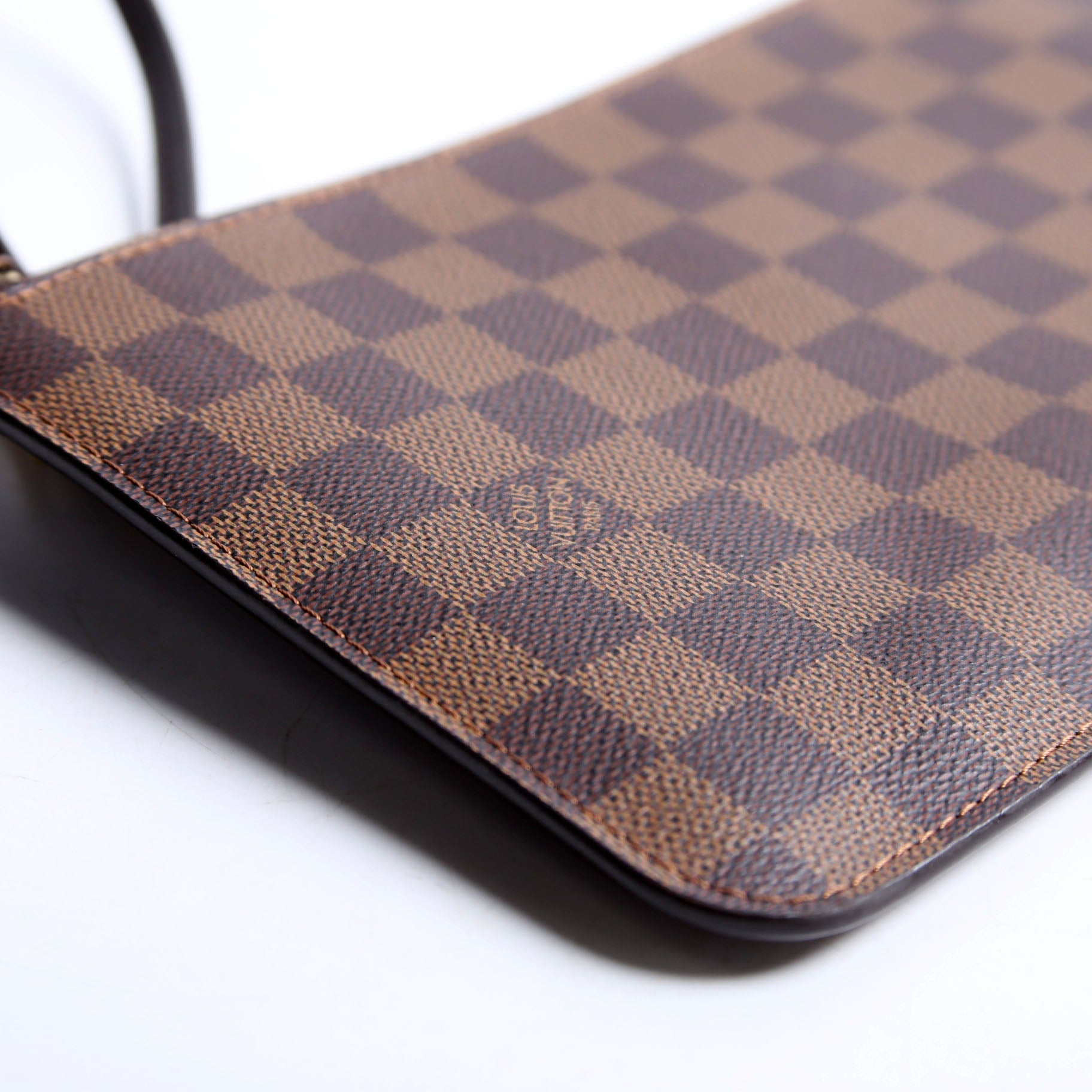 Pochette Only Damier Ebene Neverfull Red