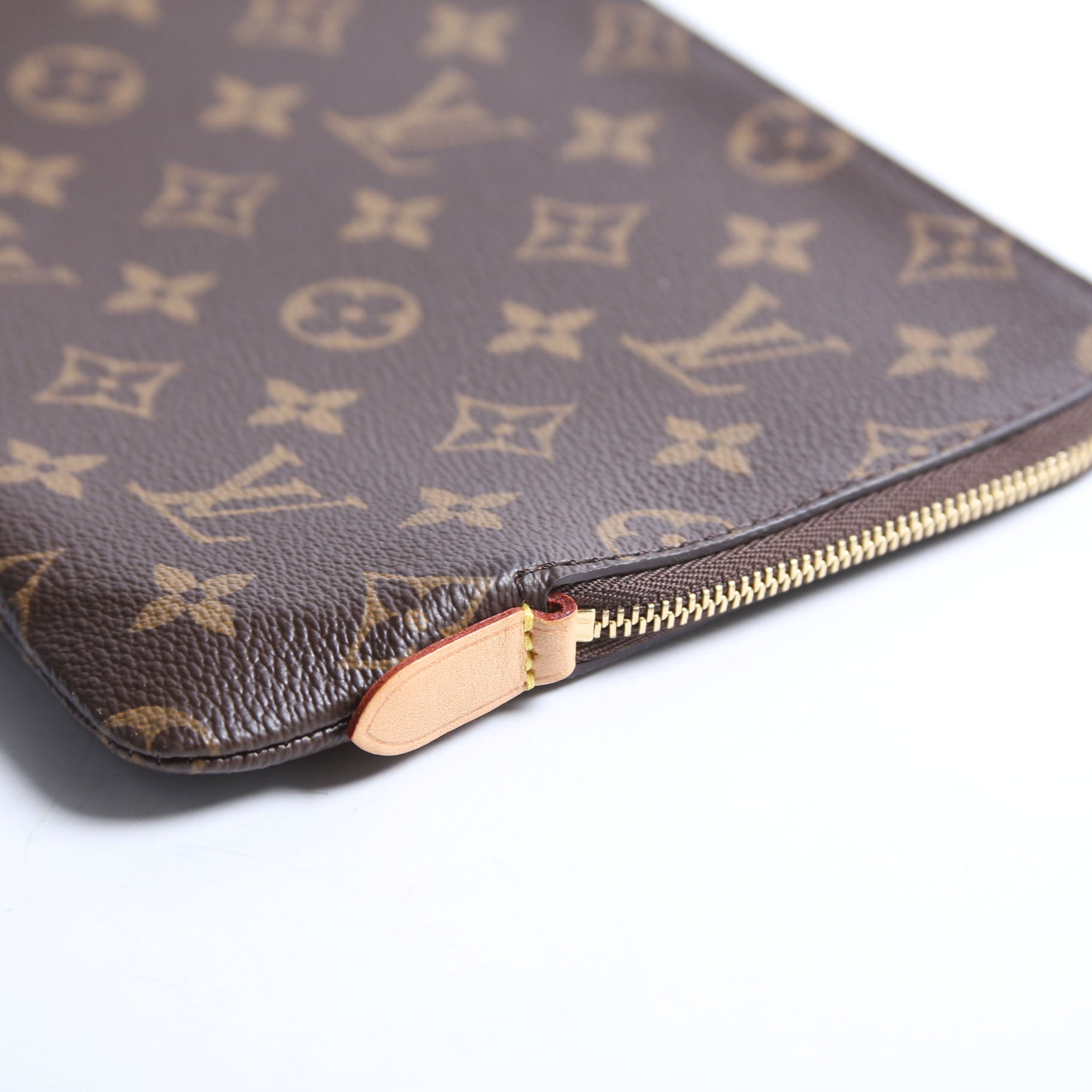 Etui Voyage Pouch PM Monogram
