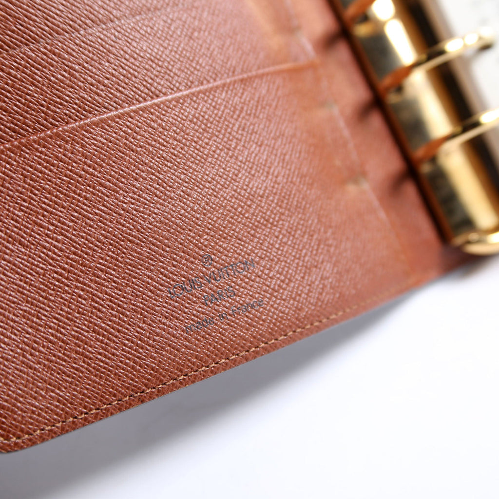 Agenda Medium Ring Monogram