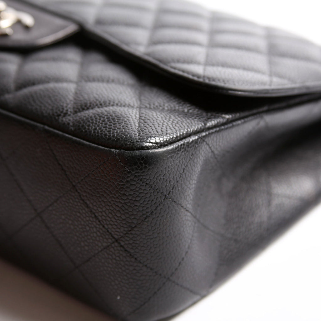 Classic Flap Jumbo Caviar 10-13M