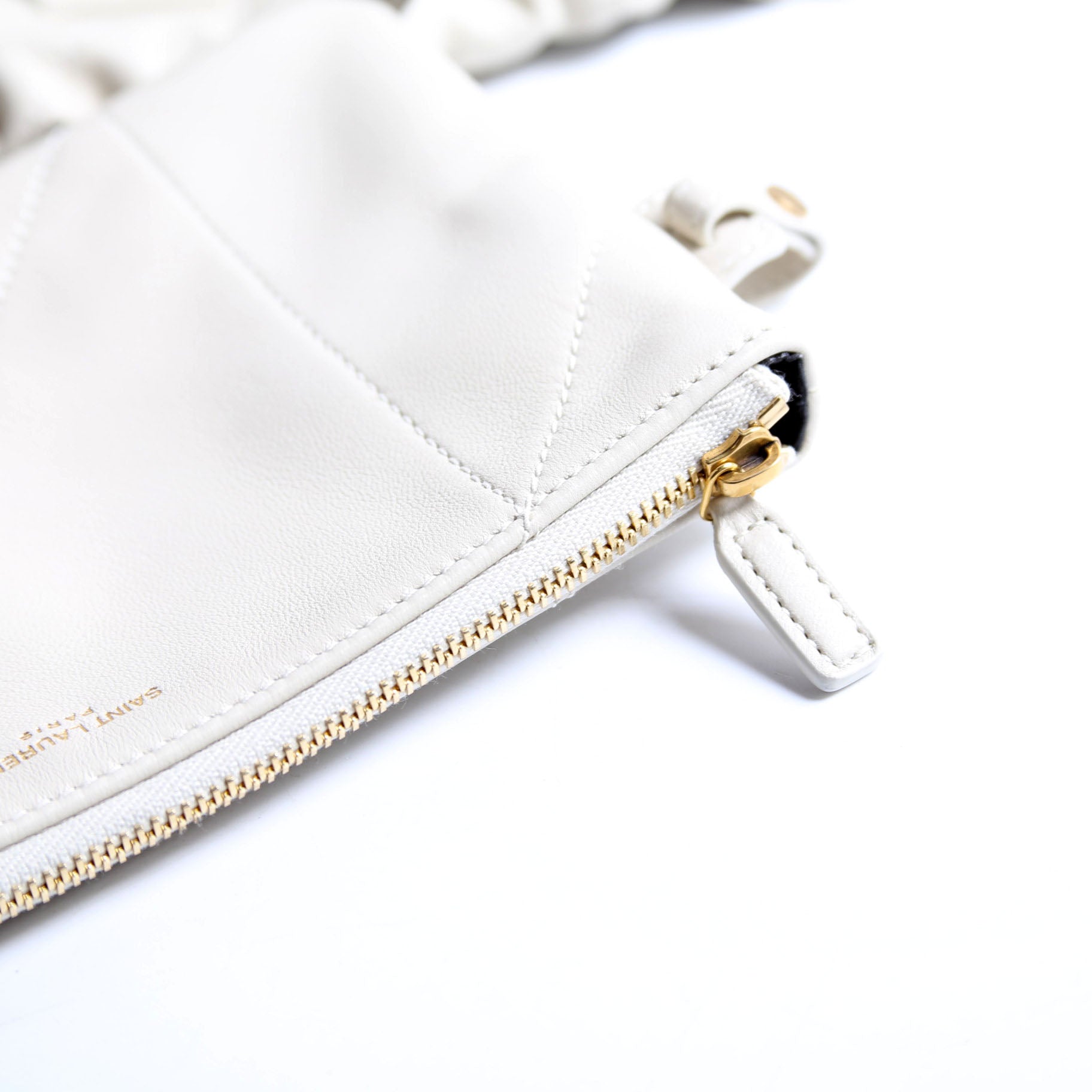 SAINT LAURENT Jamie Large Pochon Lambskin 828350