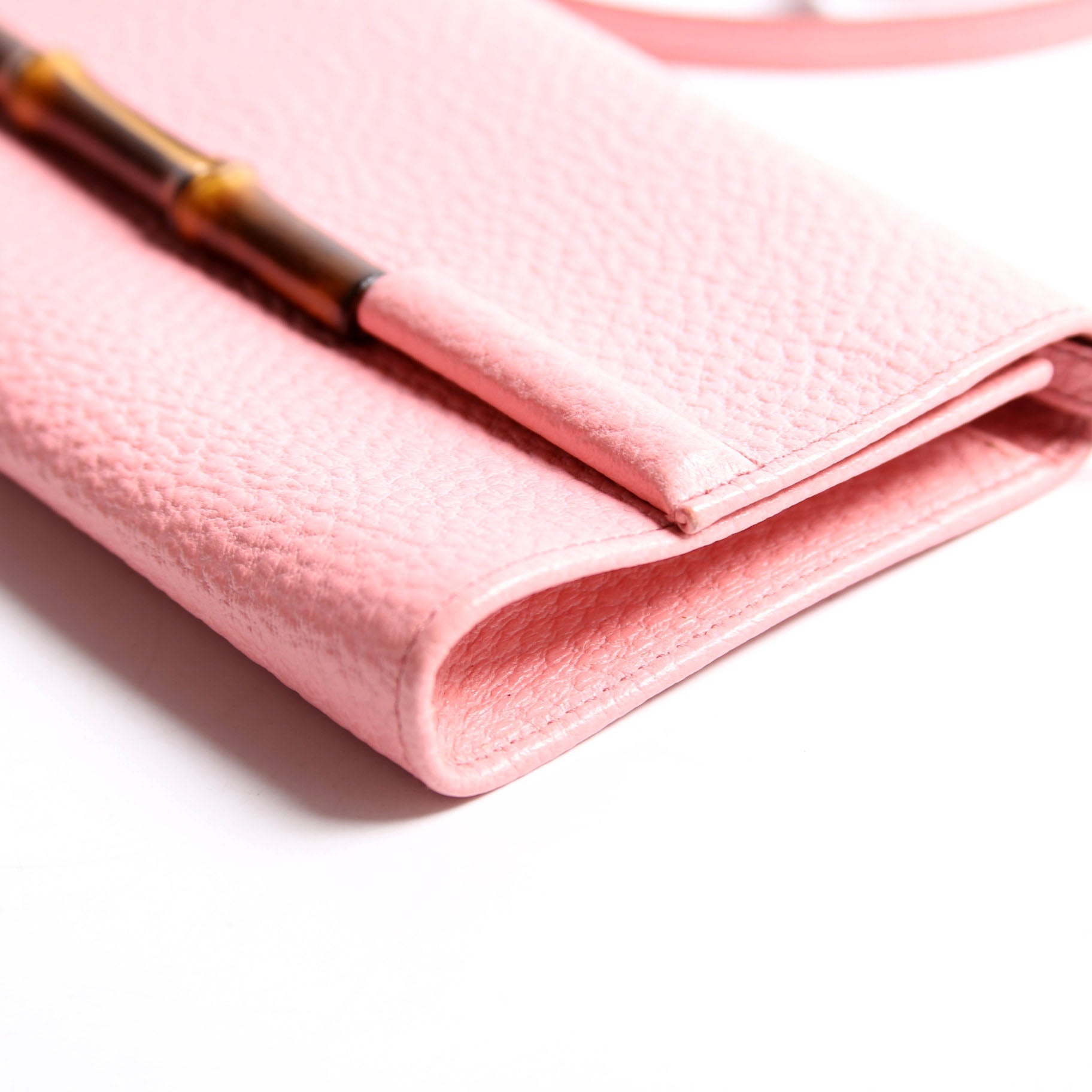 117594 Bamboo Clutch Pink