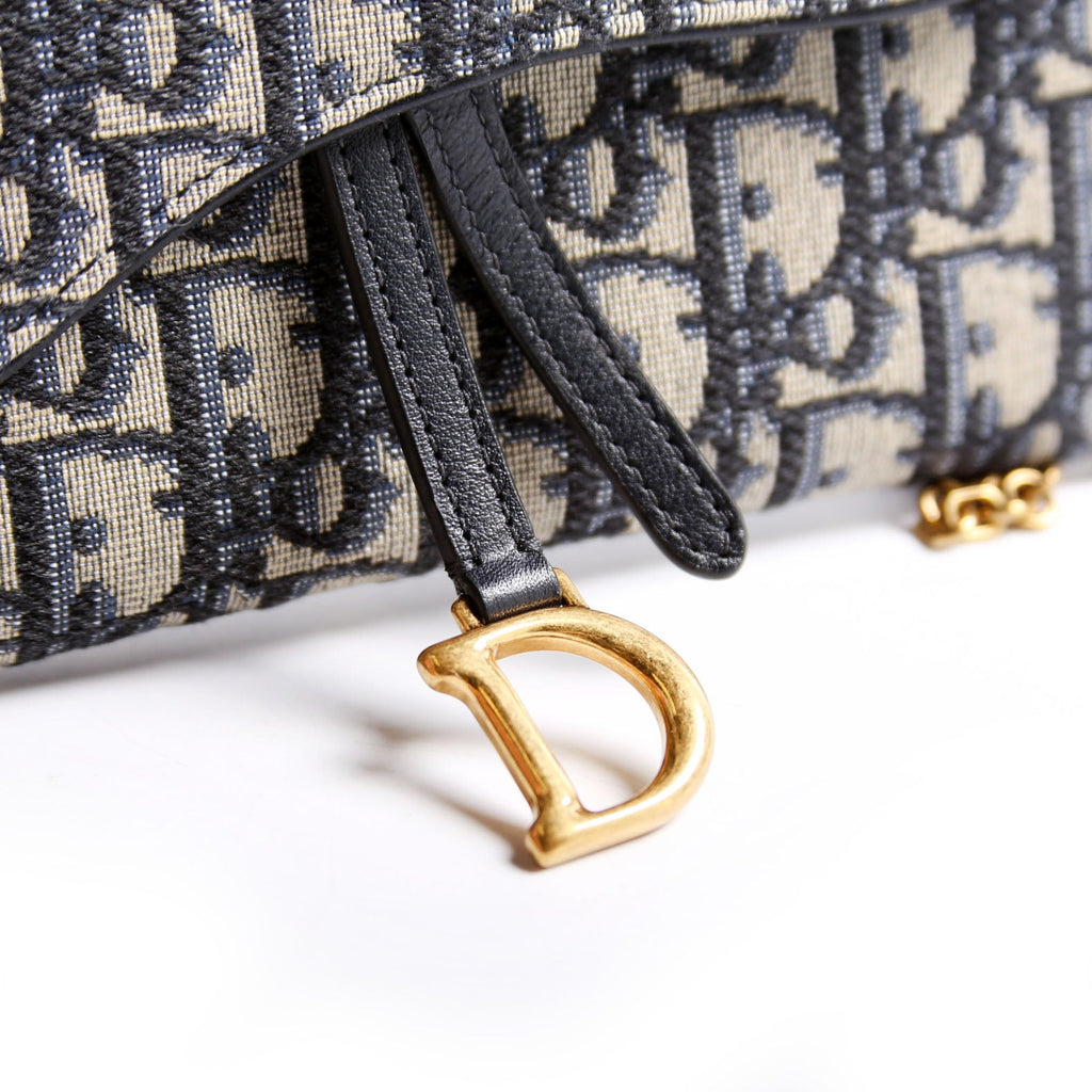 Saddle Pouch With Chain Small Oblique Navy