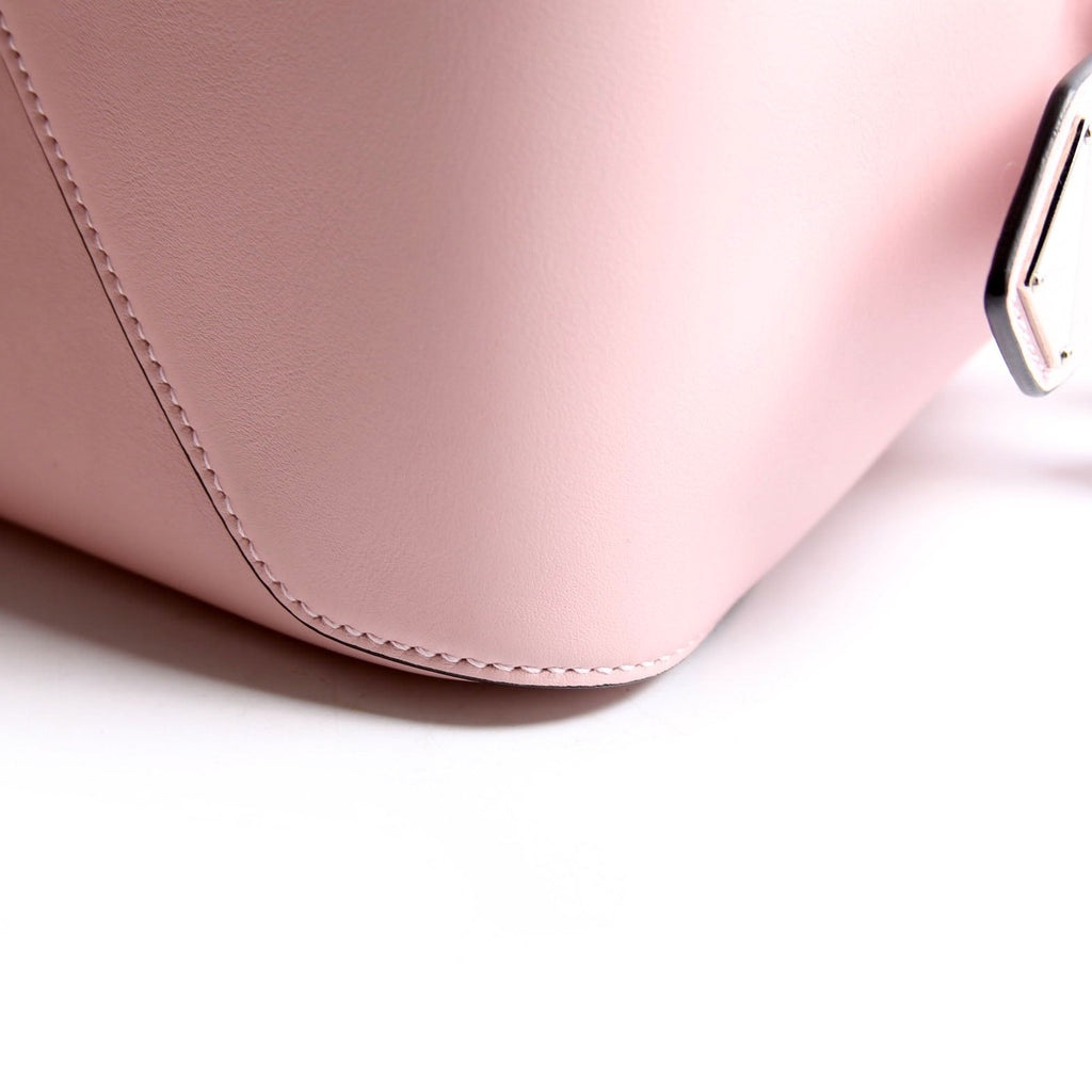 1BA365 Calfskin Supernova Medium Handbag Pink