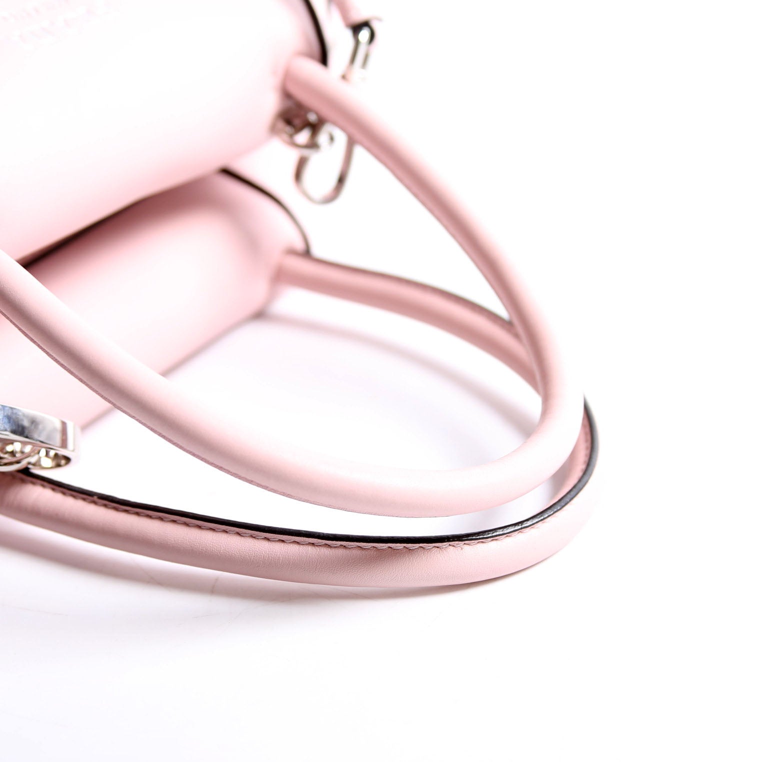 1BA365 Calfskin Supernova Medium Handbag Pink