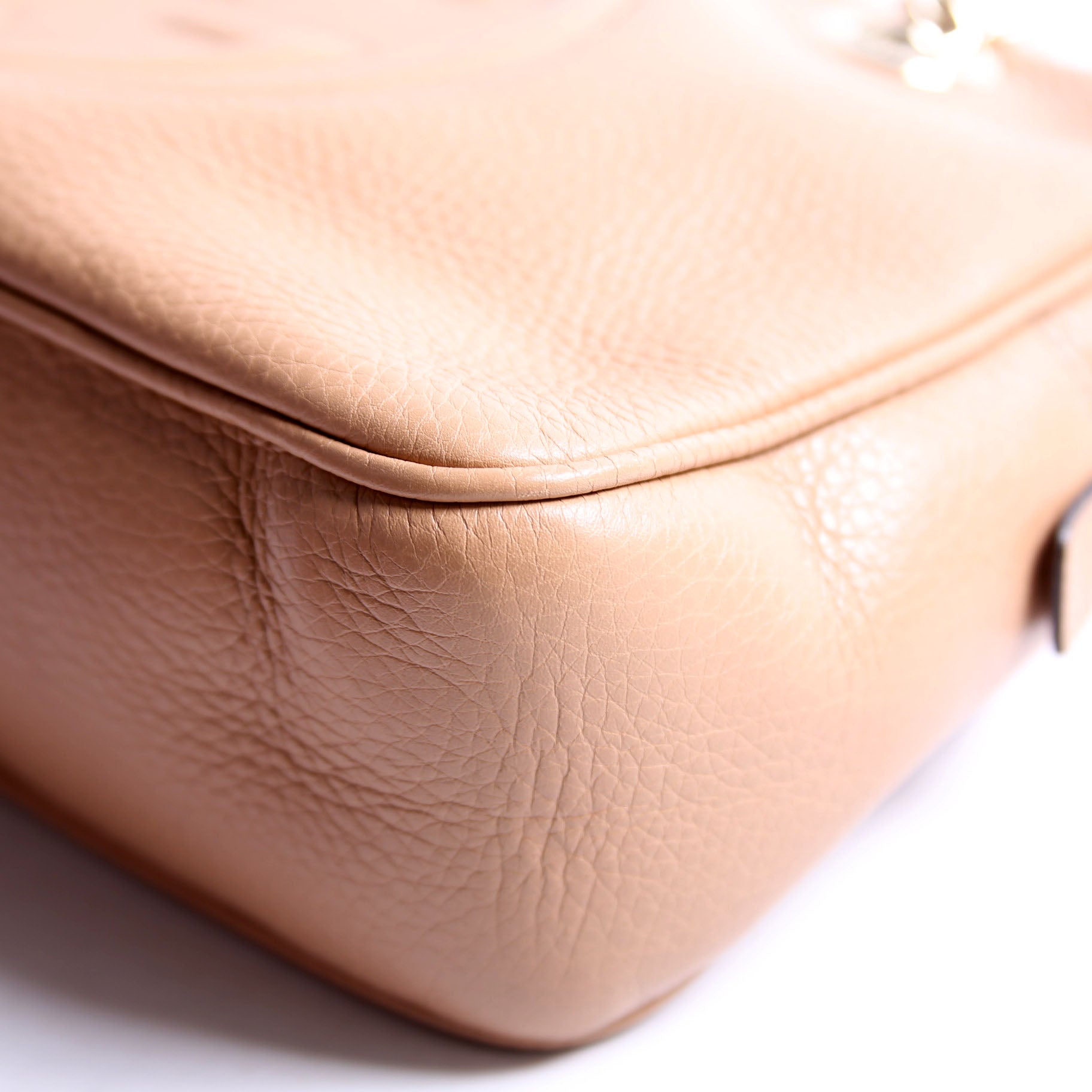 Gucci 308983 Soho Chain Shoulder Bag Tan