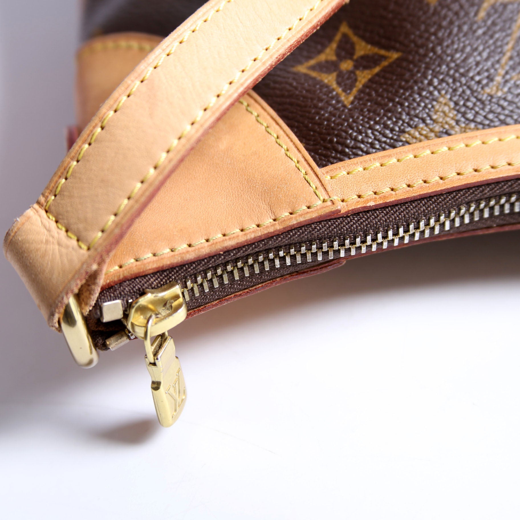 Odeon MM Monogram