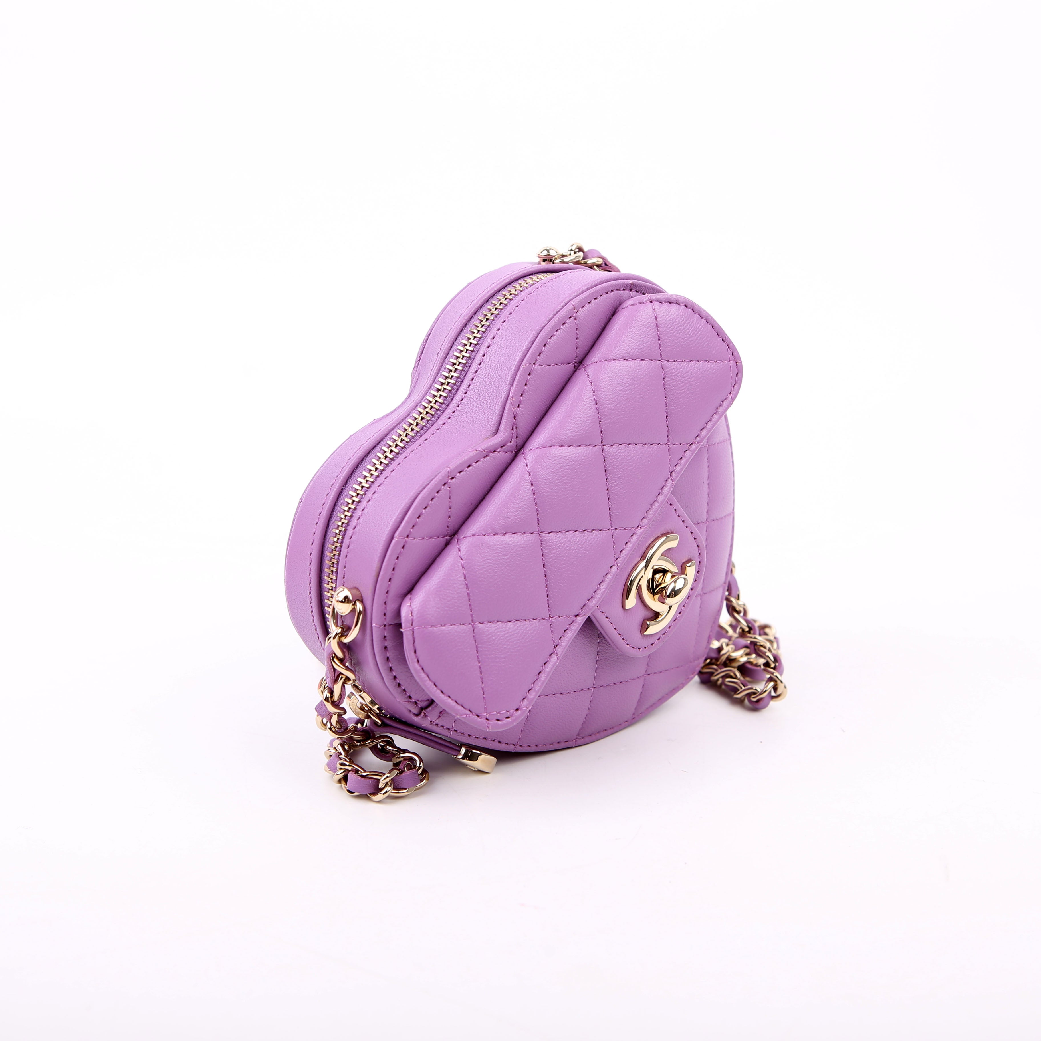 CC In Love Heart Clutch Quilted Lambskin Purple