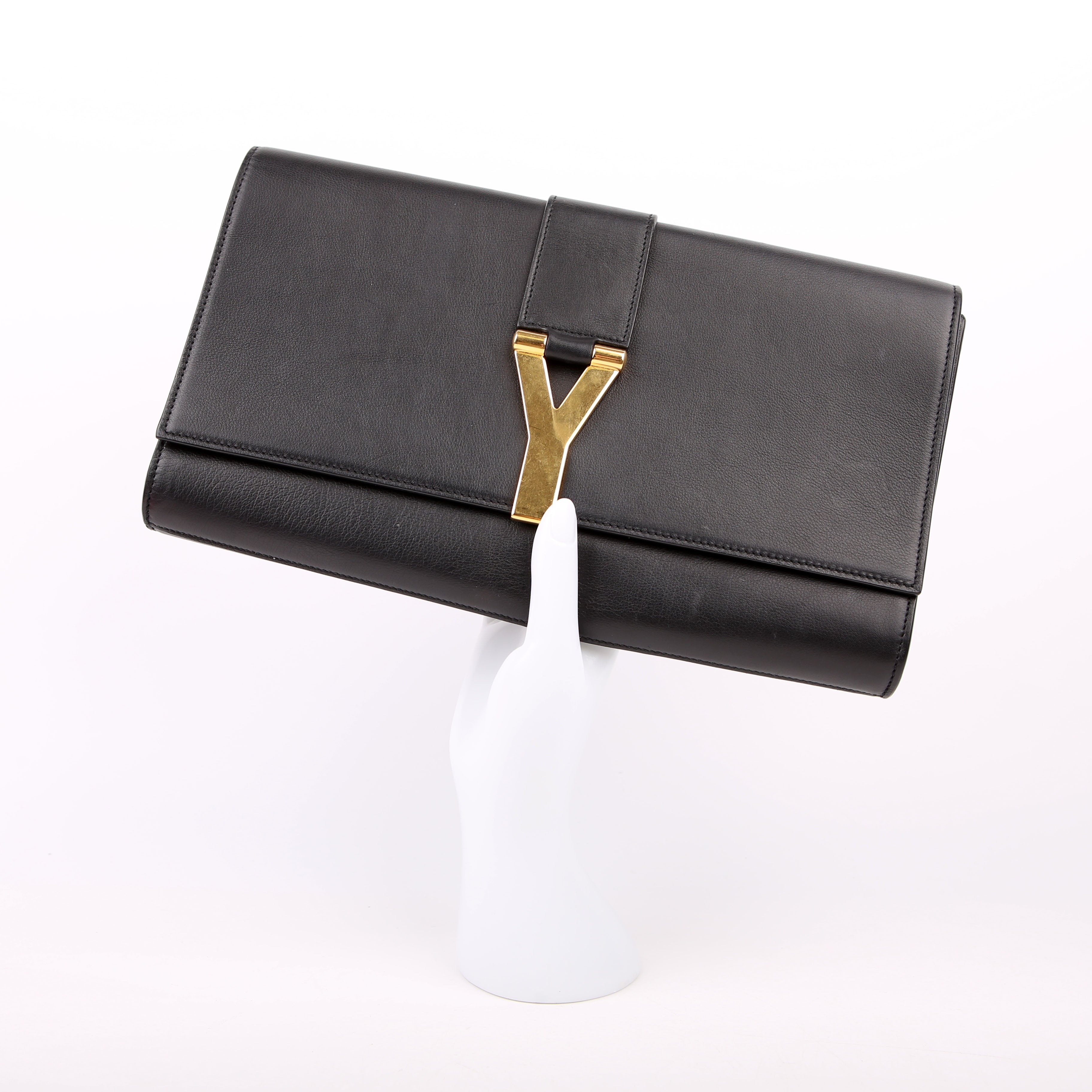 SAINT LAURENT Classic Y Ligne Clutch Smooth Leather Black