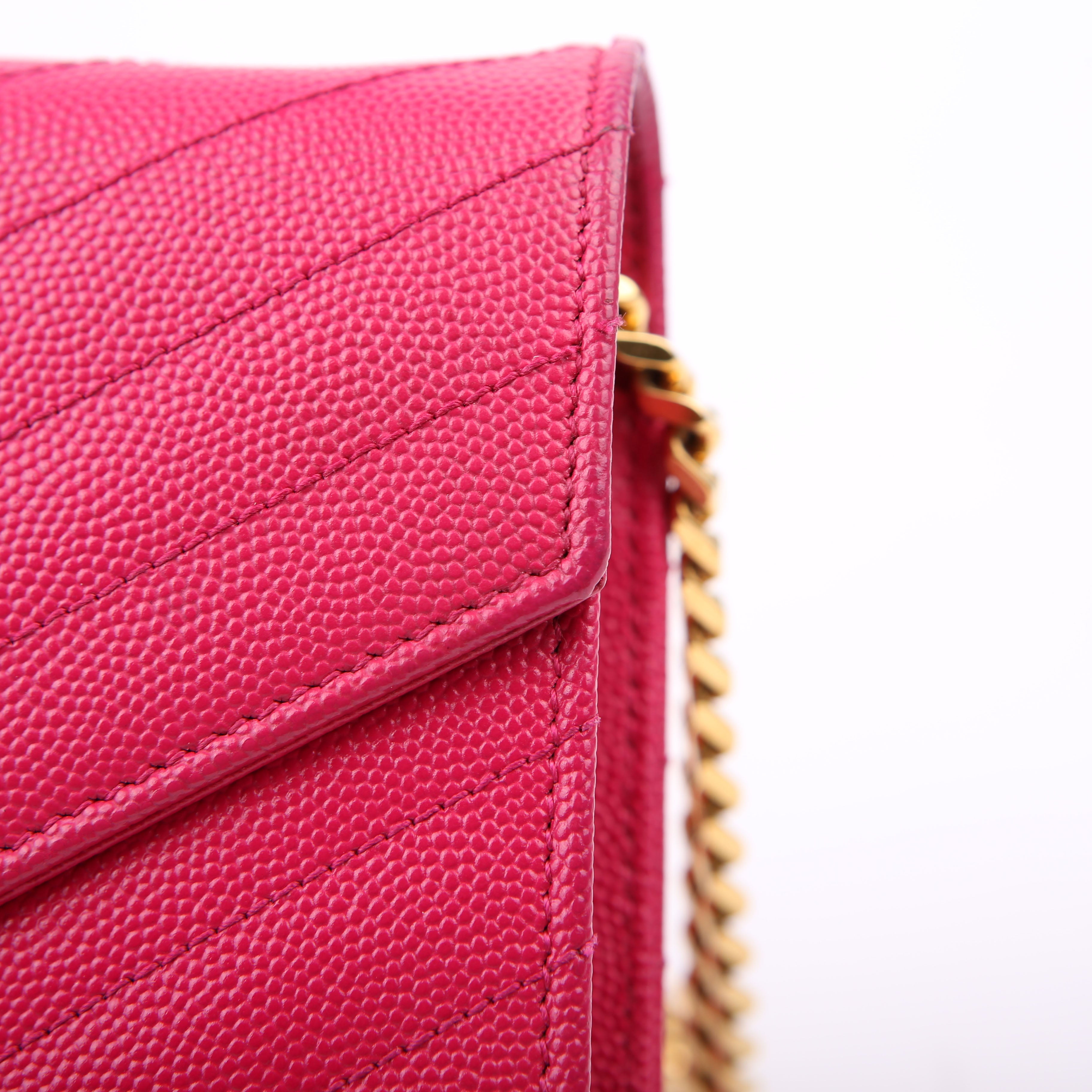 Grain De Chain Wallet Pink