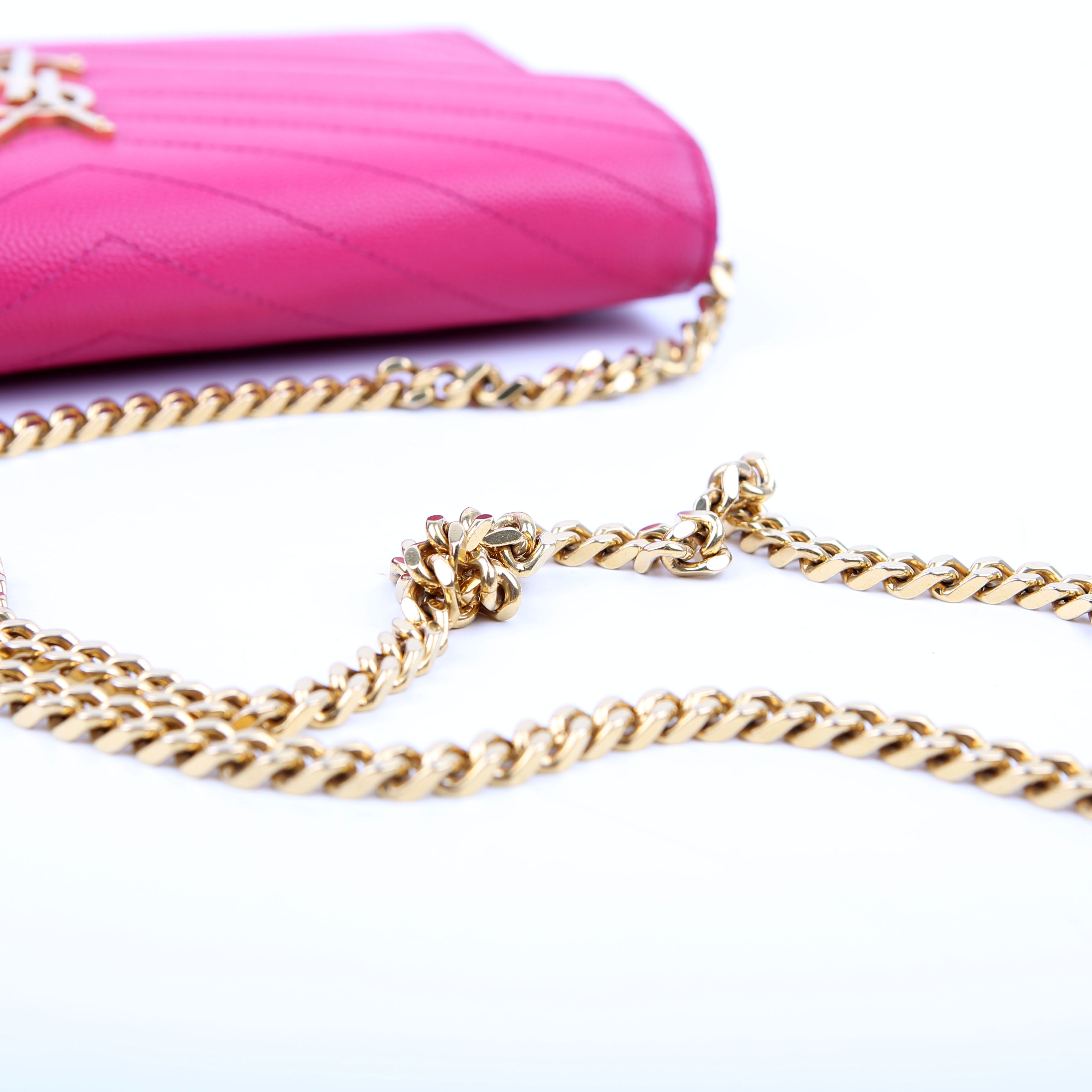 Grain De Chain Wallet Pink