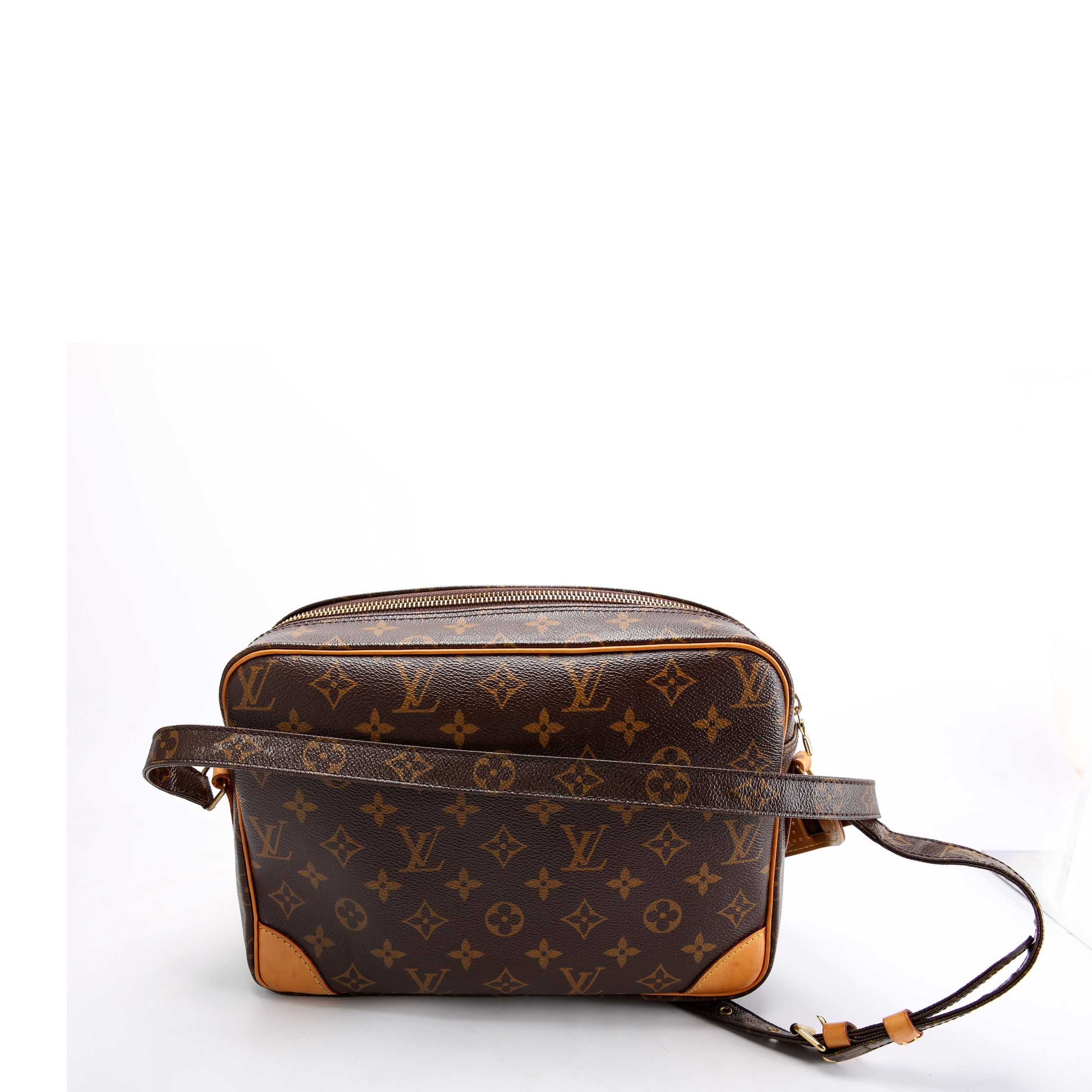 NIL Monogram