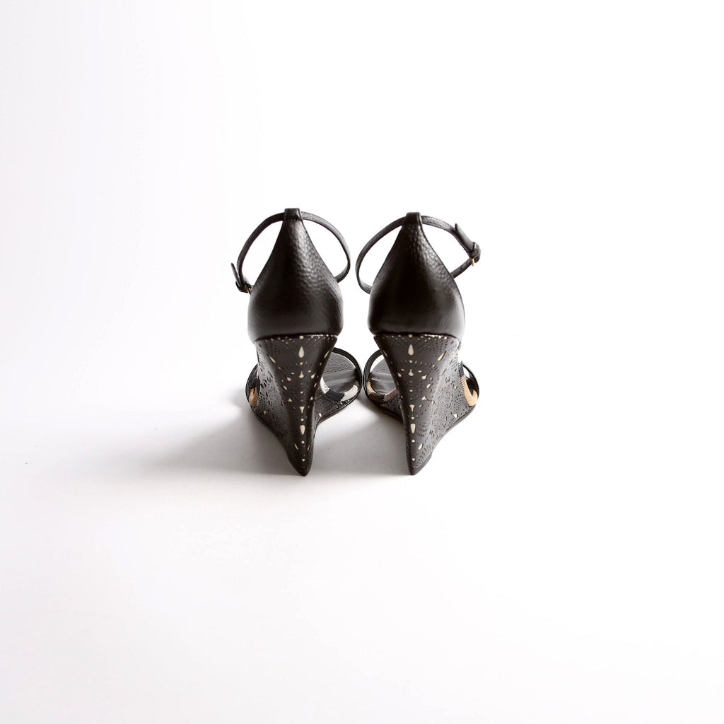Prorsum T Strap Wedges Size 40