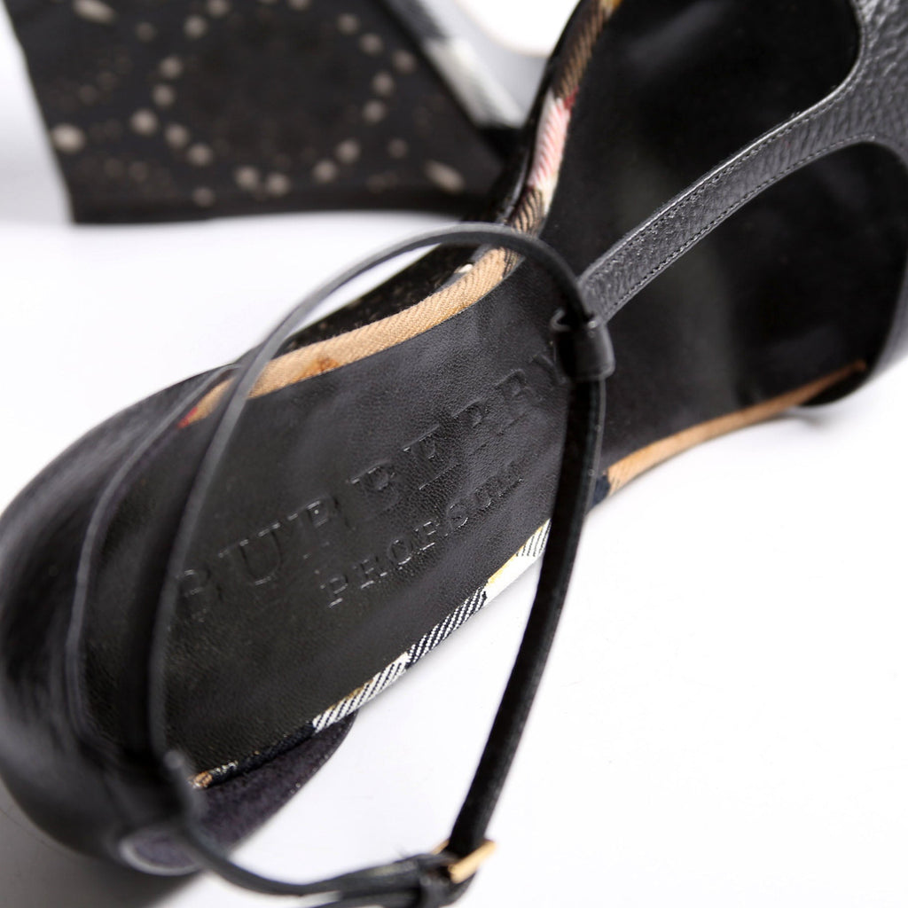 Prorsum T Strap Wedges Size 40