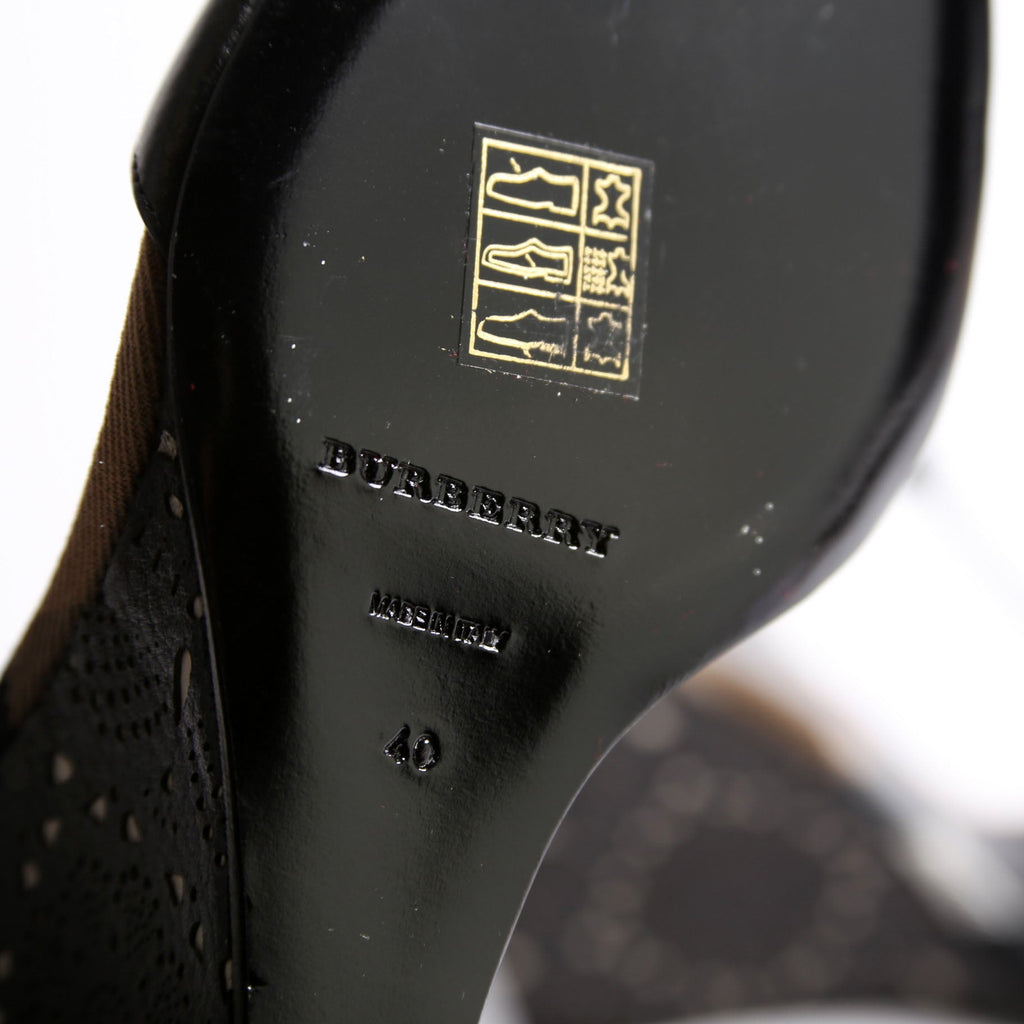 Prorsum T Strap Wedges Size 40