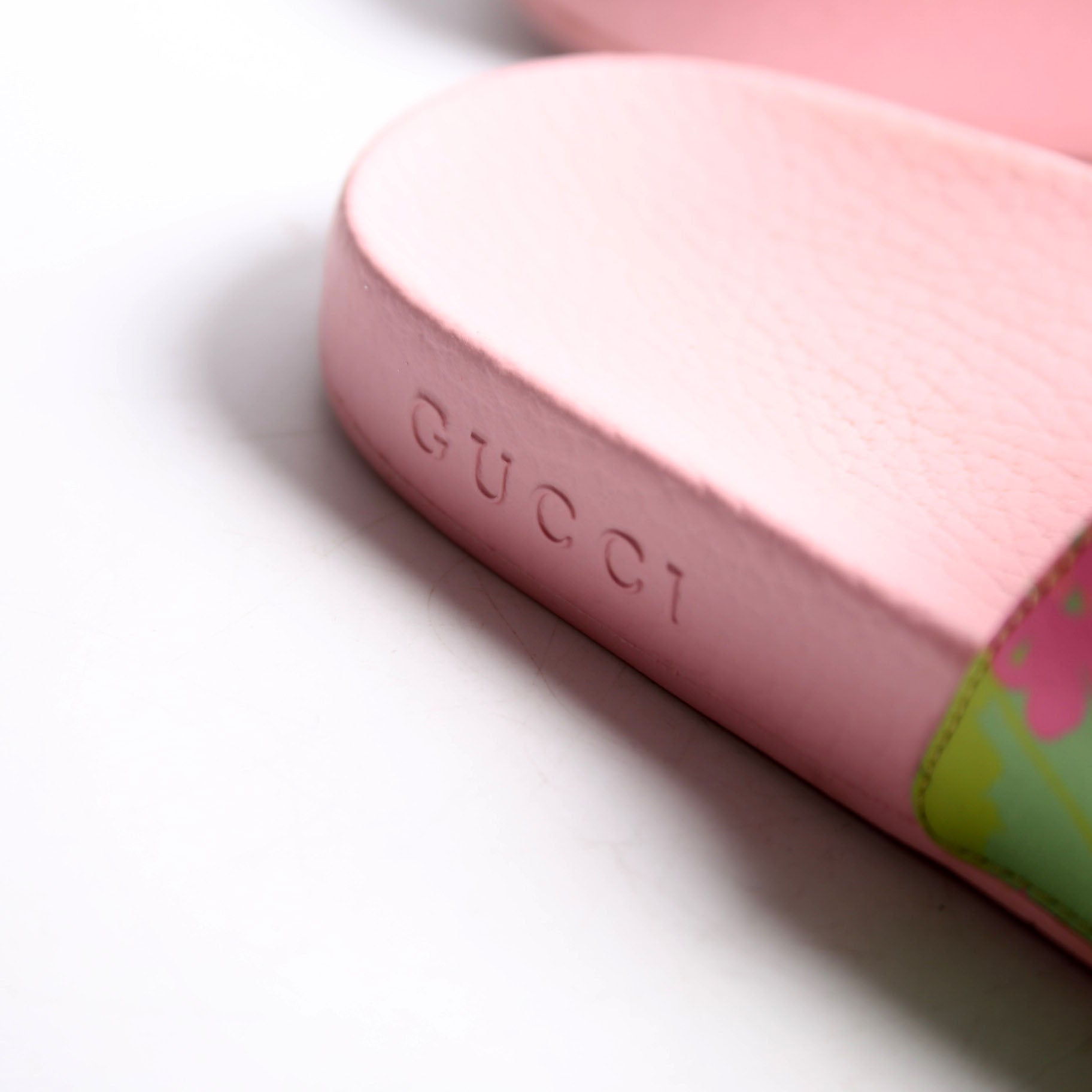 Gucci X Ken Scott Loral Rubber Slides Size 36