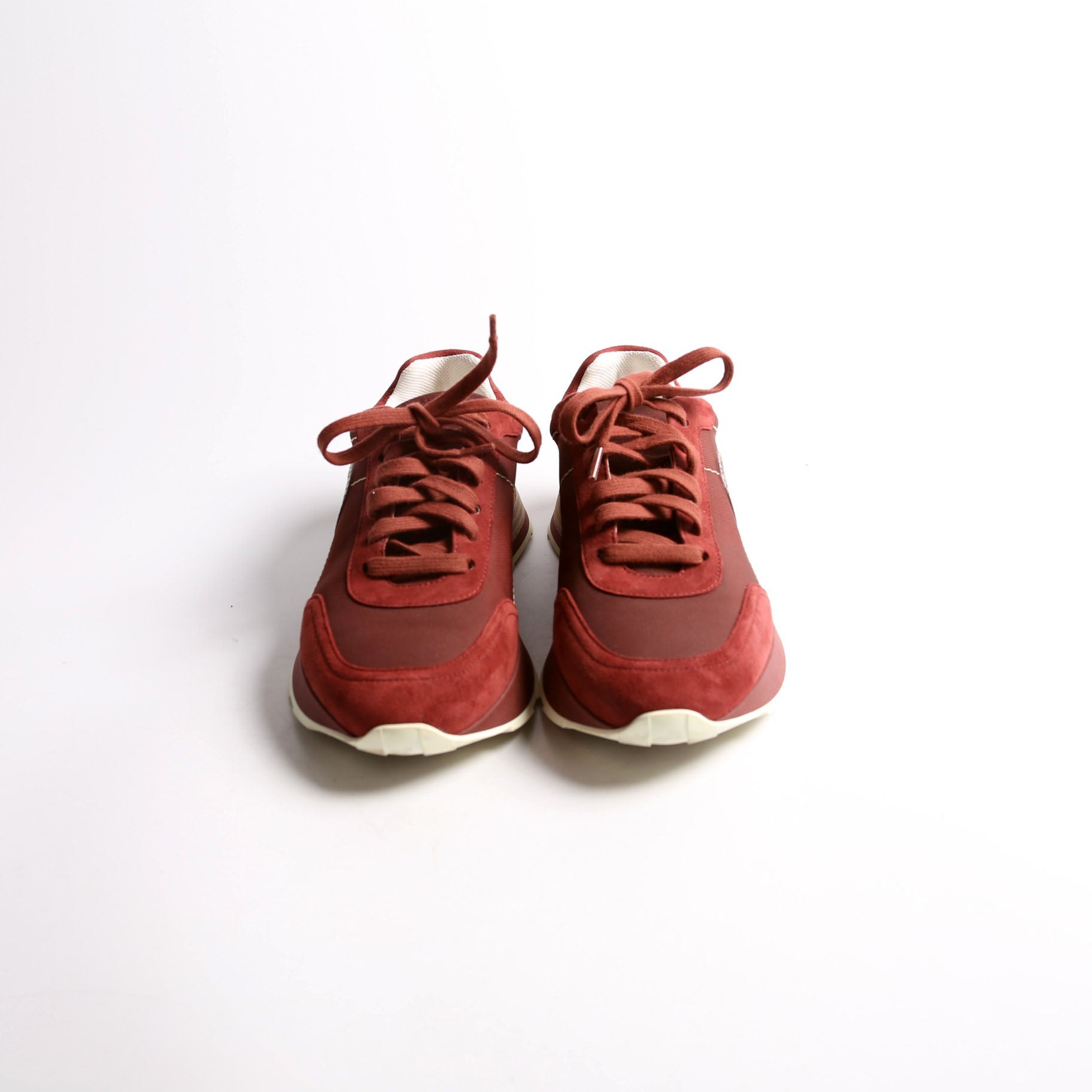 Drive Sneakers Size 37