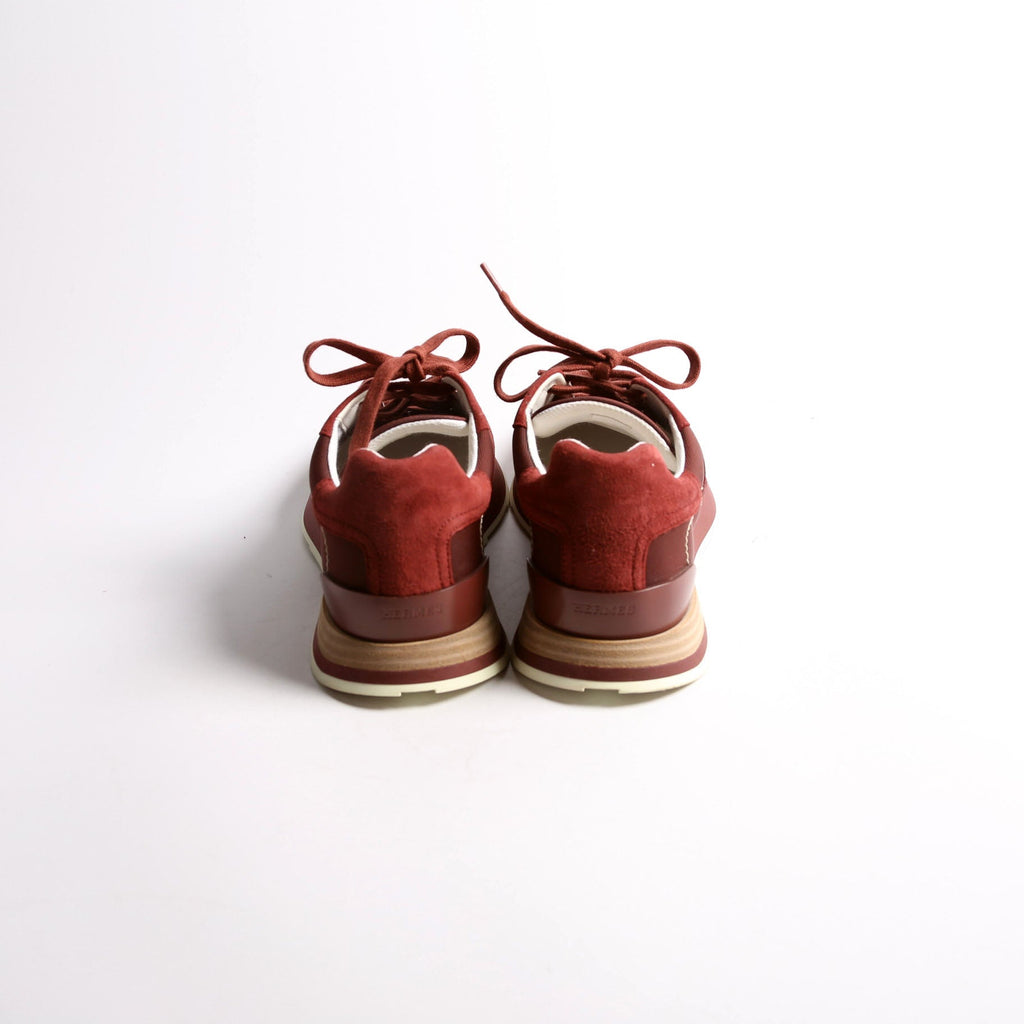 Drive Sneakers Size 37