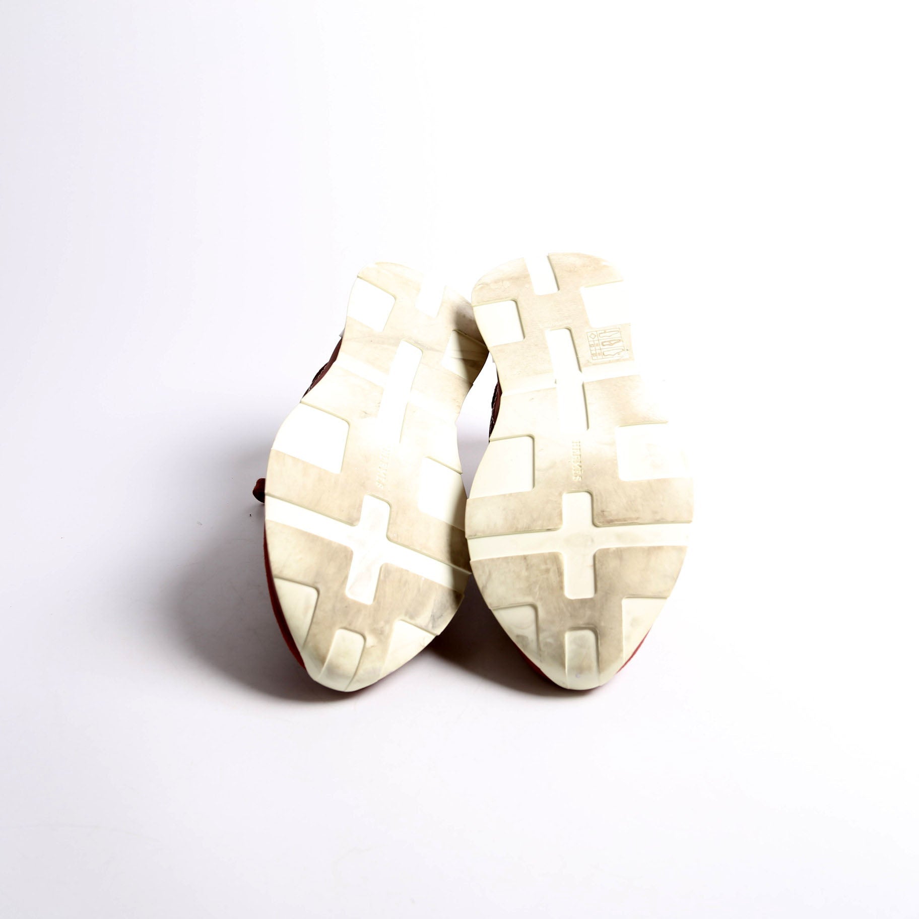 Drive Sneakers Size 37
