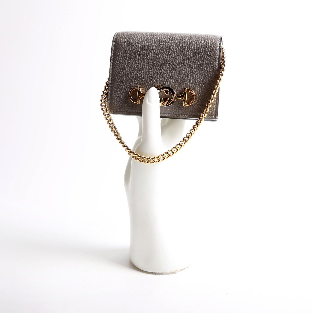 Gucci 570660 Zumi Leather Card Case With Chain Grey