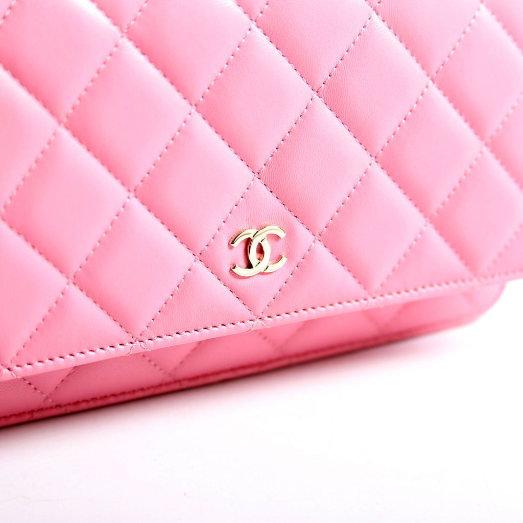 WOC Classic Quitled Lambskin RFID Pink