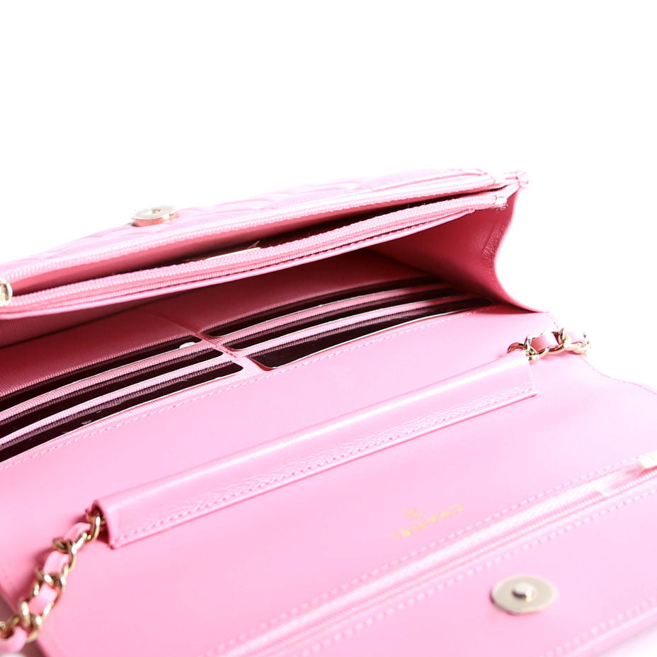 WOC Classic Quitled Lambskin RFID Pink