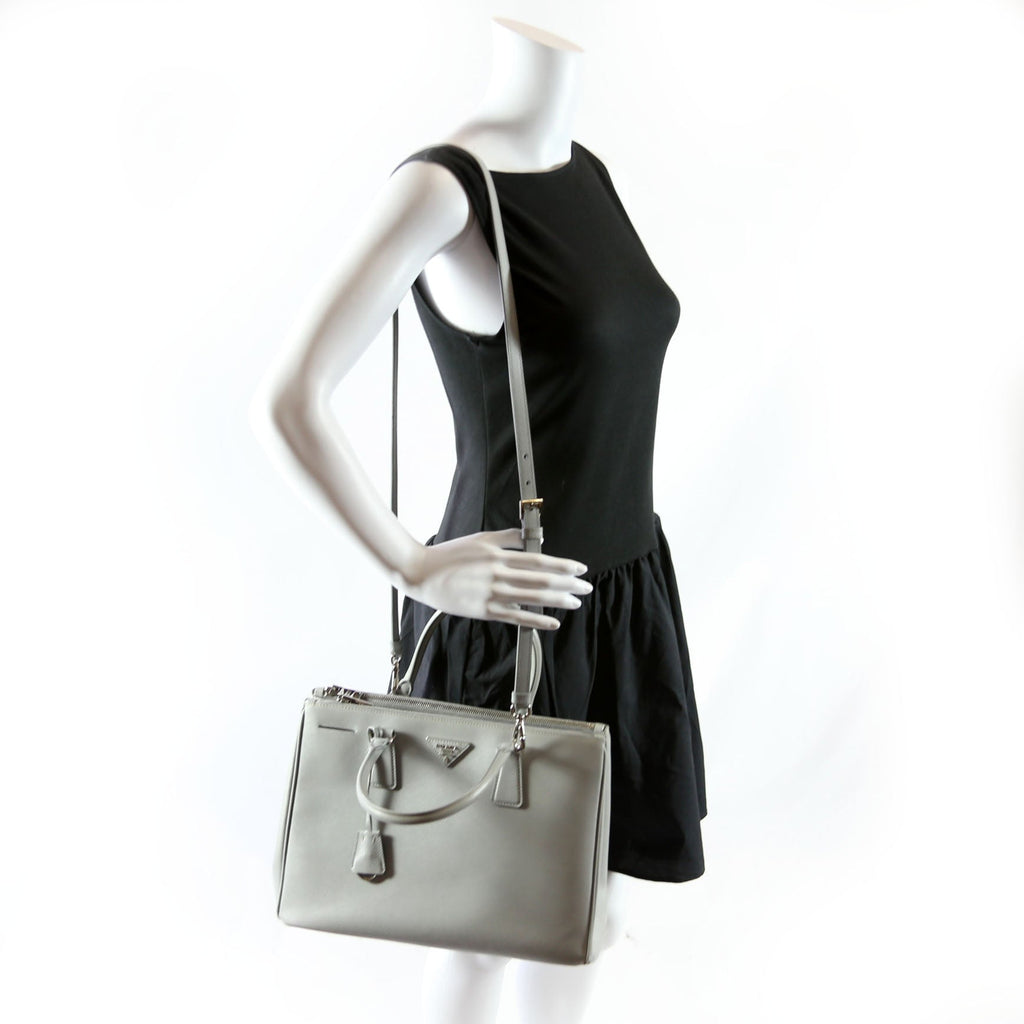 Saffiano Galleria Medium Grey