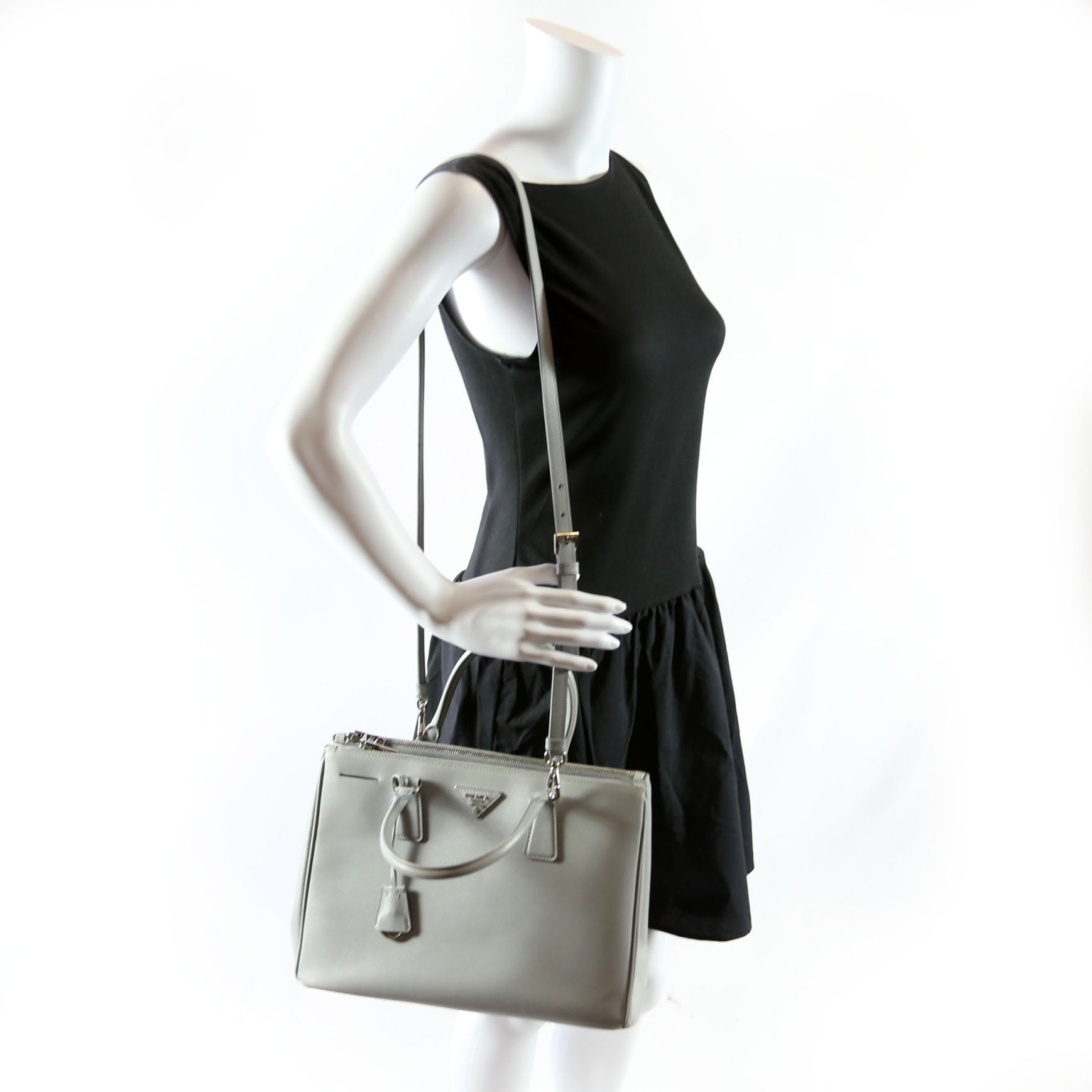 Saffiano Galleria Medium Grey