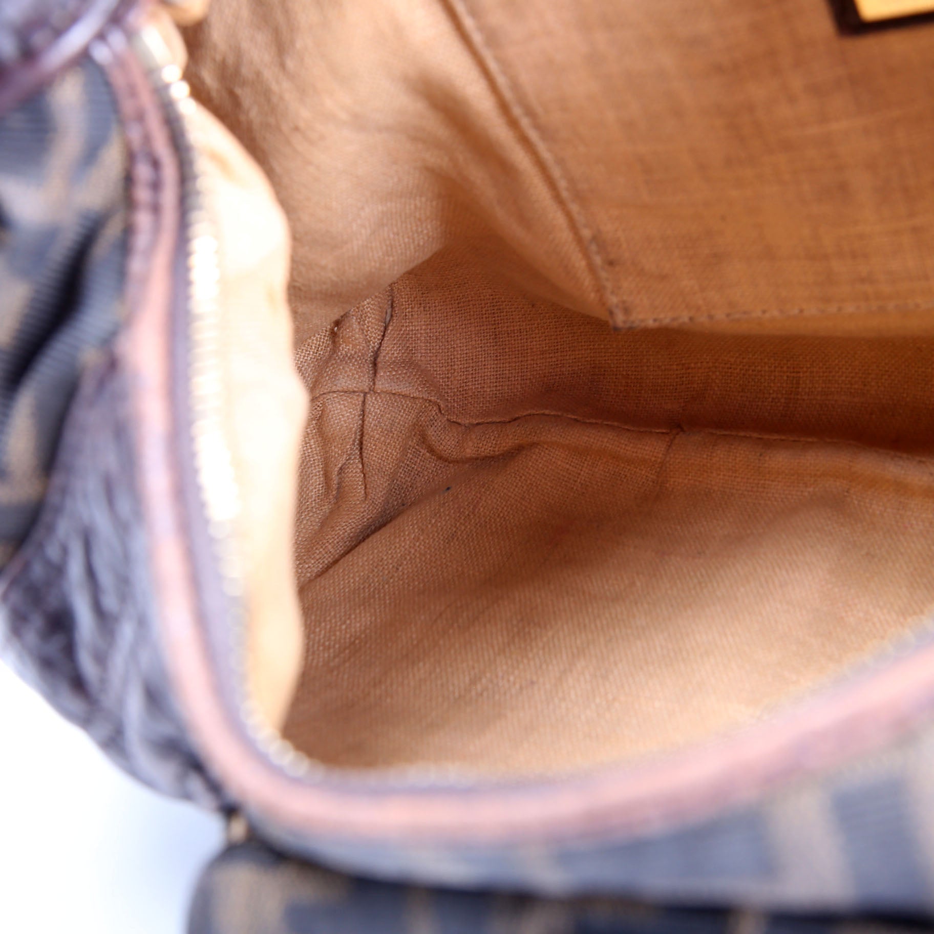 8BR545 FF Zucca Spy Hobo Brown