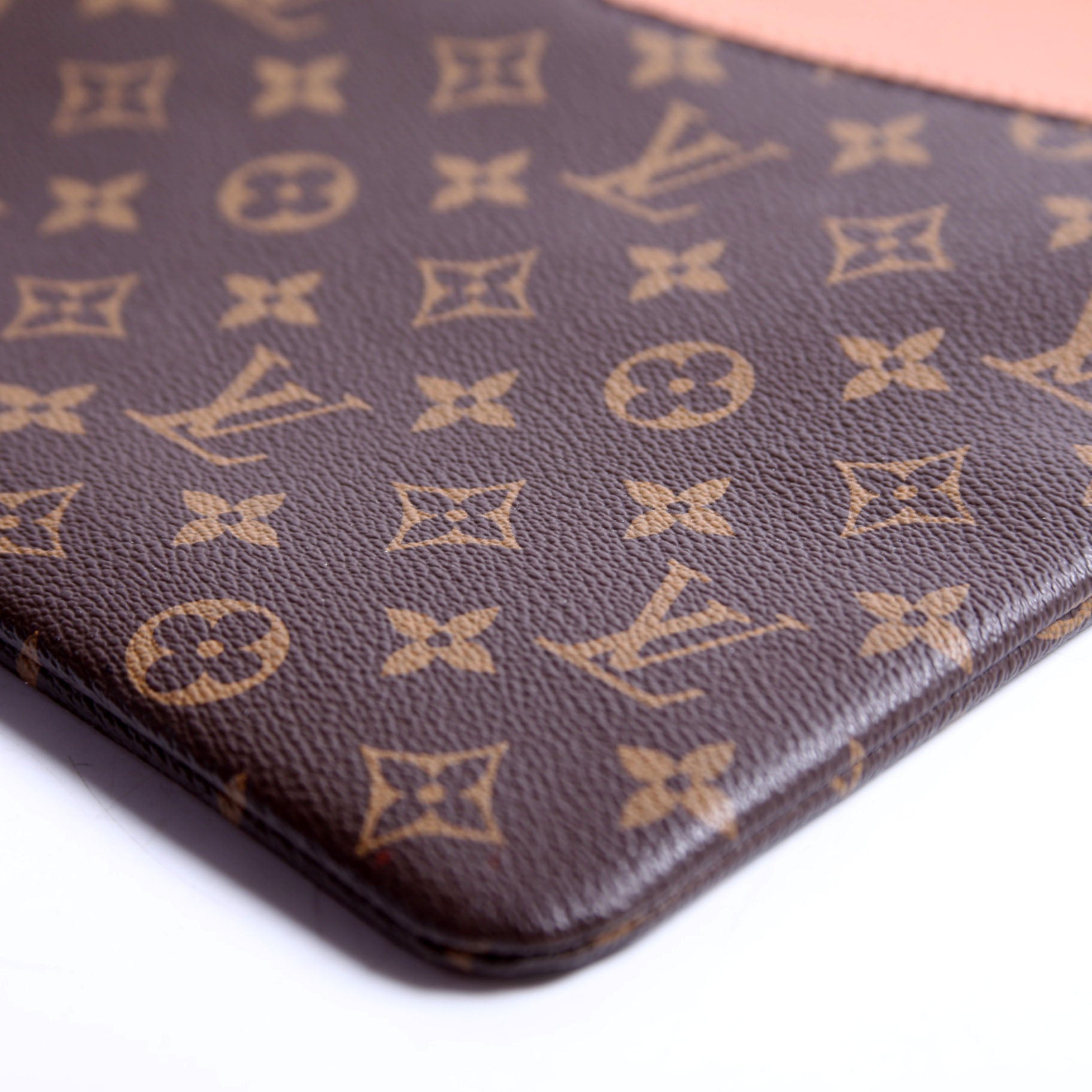 Daily Pouch Monogram Blush