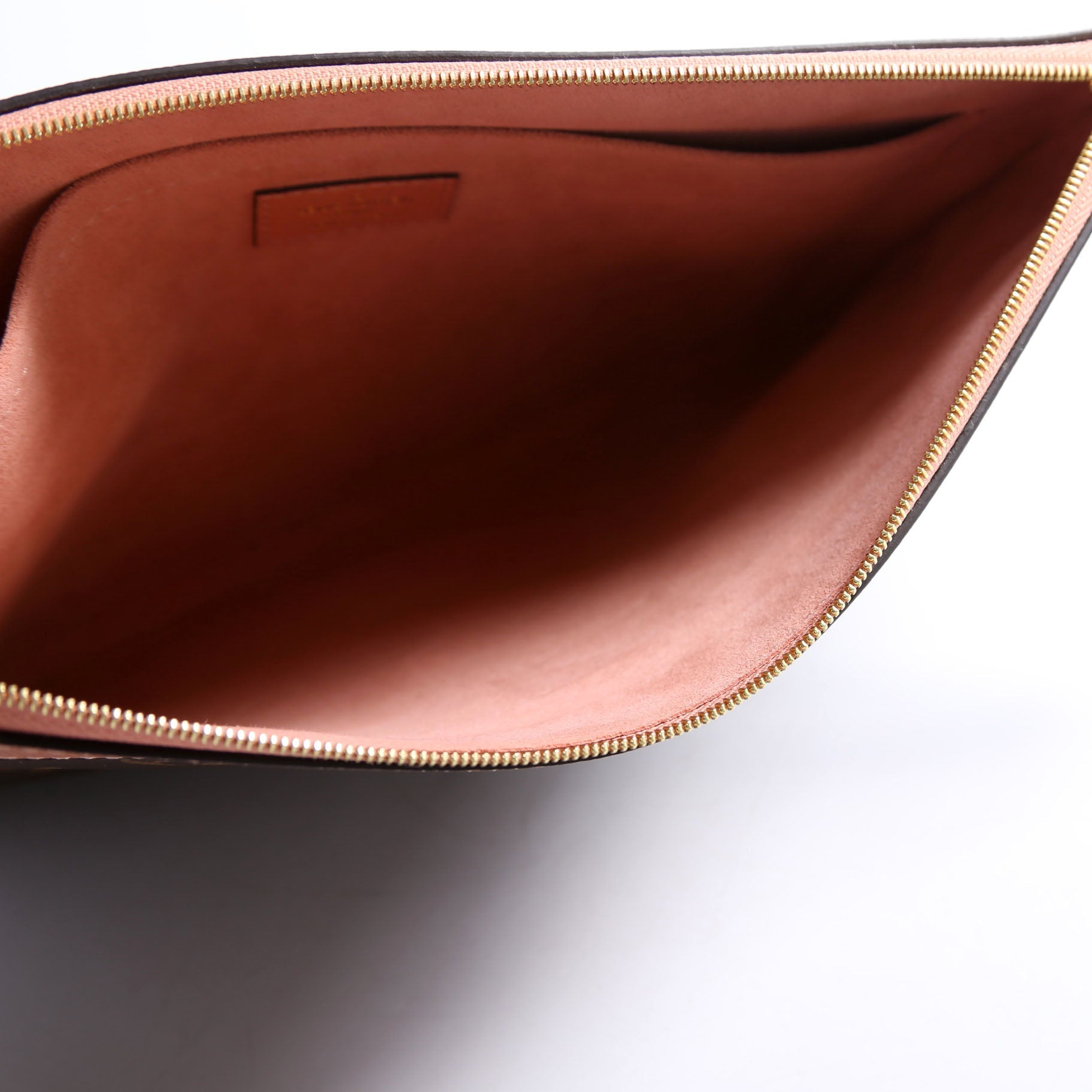 Daily Pouch Monogram Blush