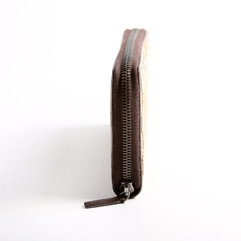 112724 GG Canvas Zip Around Wallet Brown