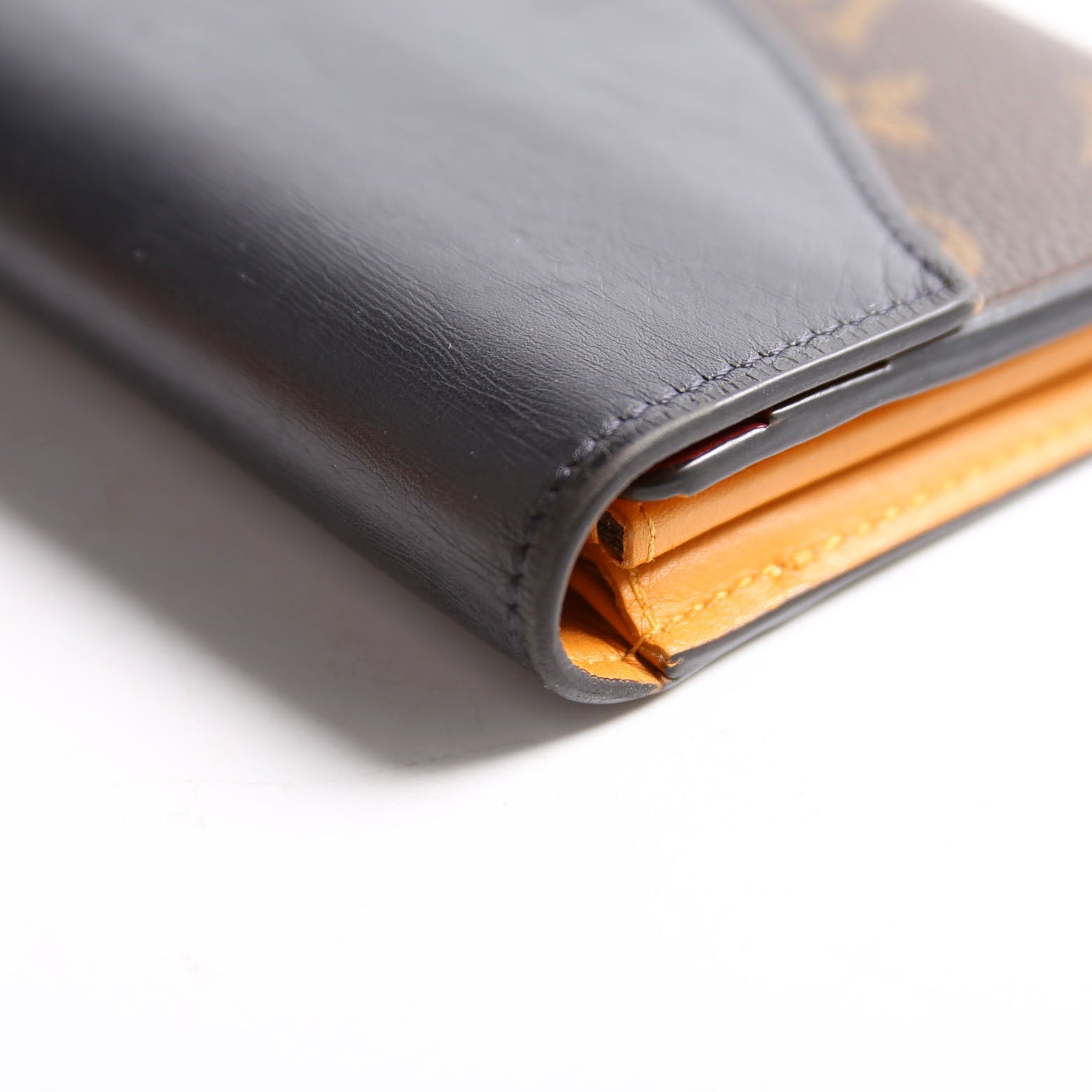 Sarah Wallet Tuileries Black