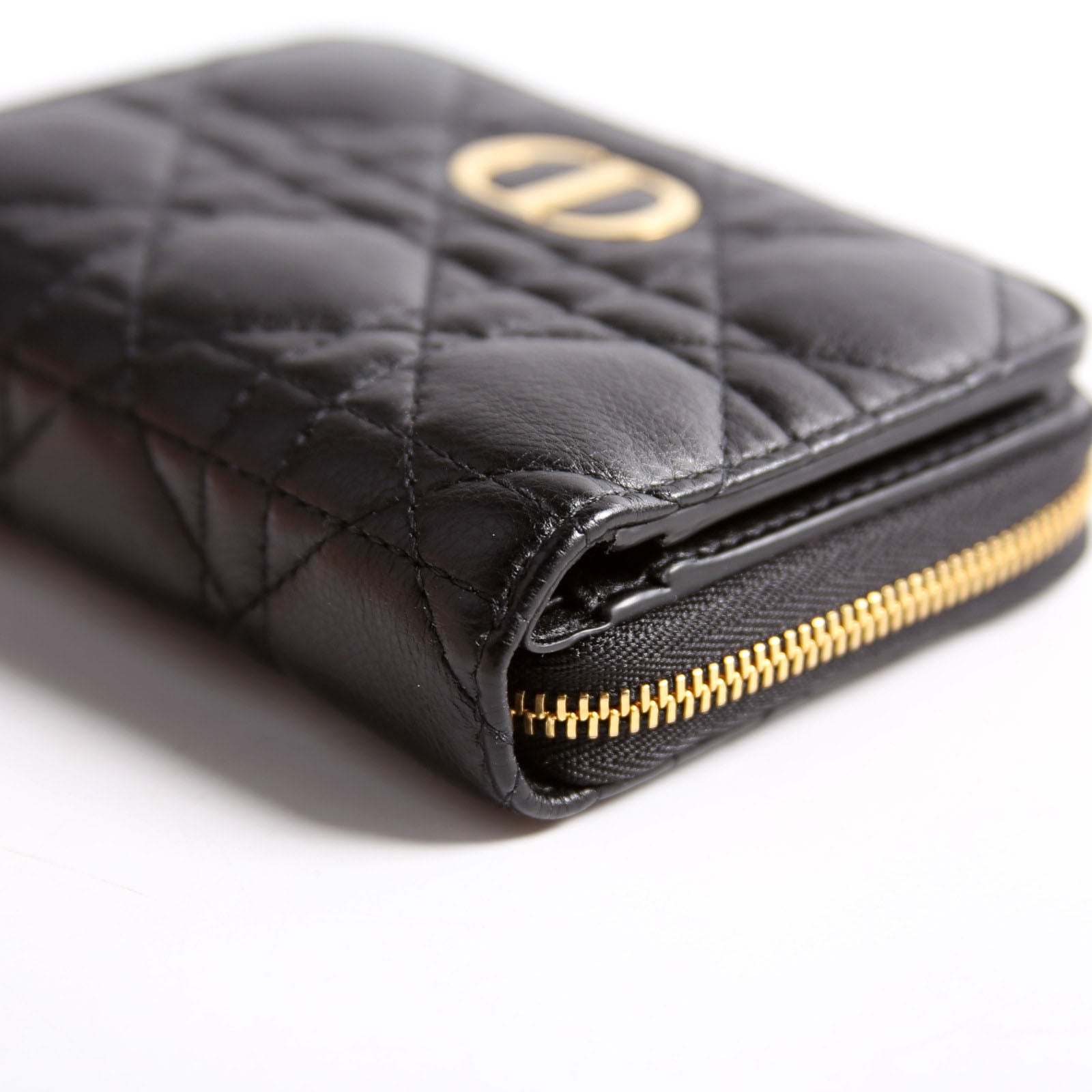 Caro Compact Wallet Black