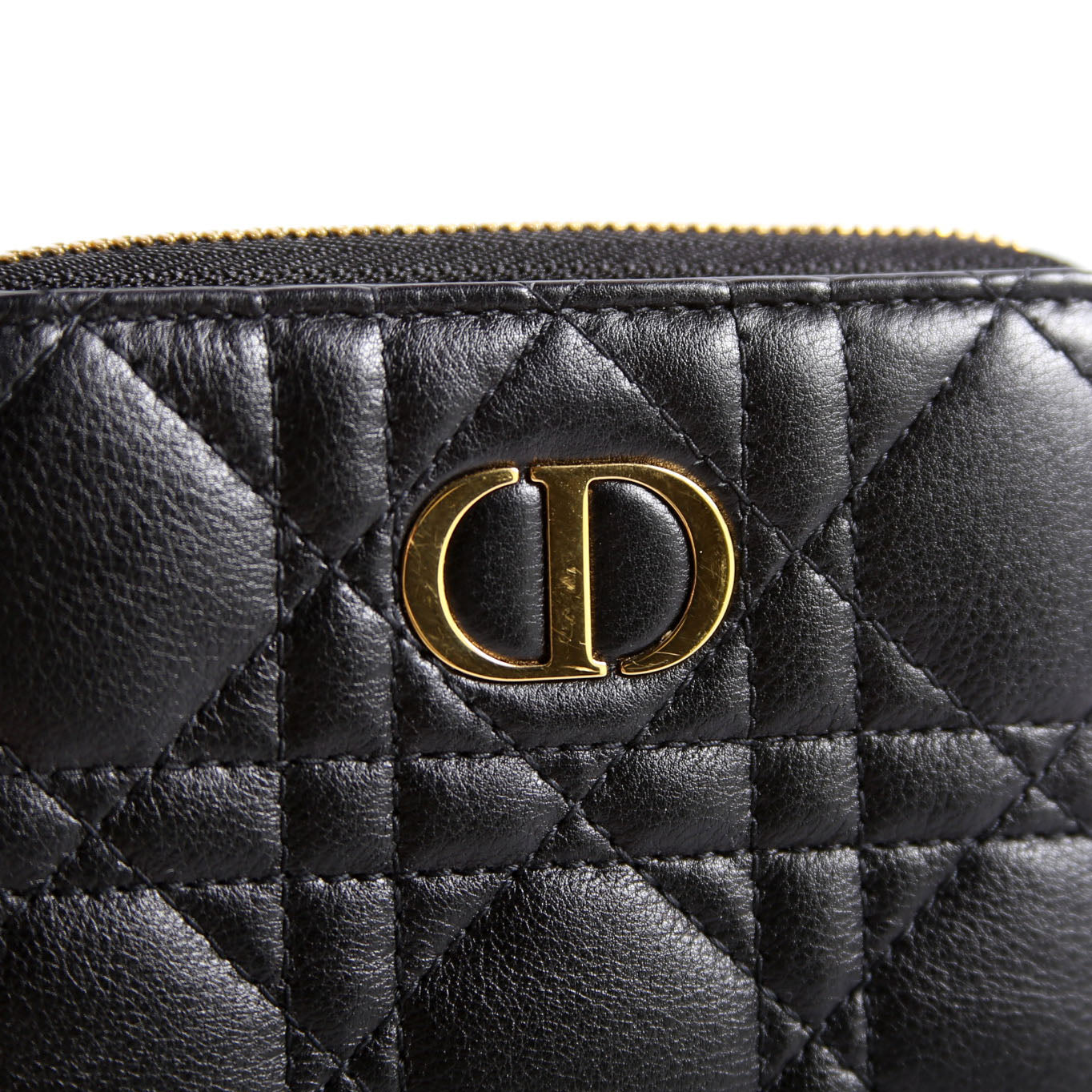 Caro Compact Wallet Black