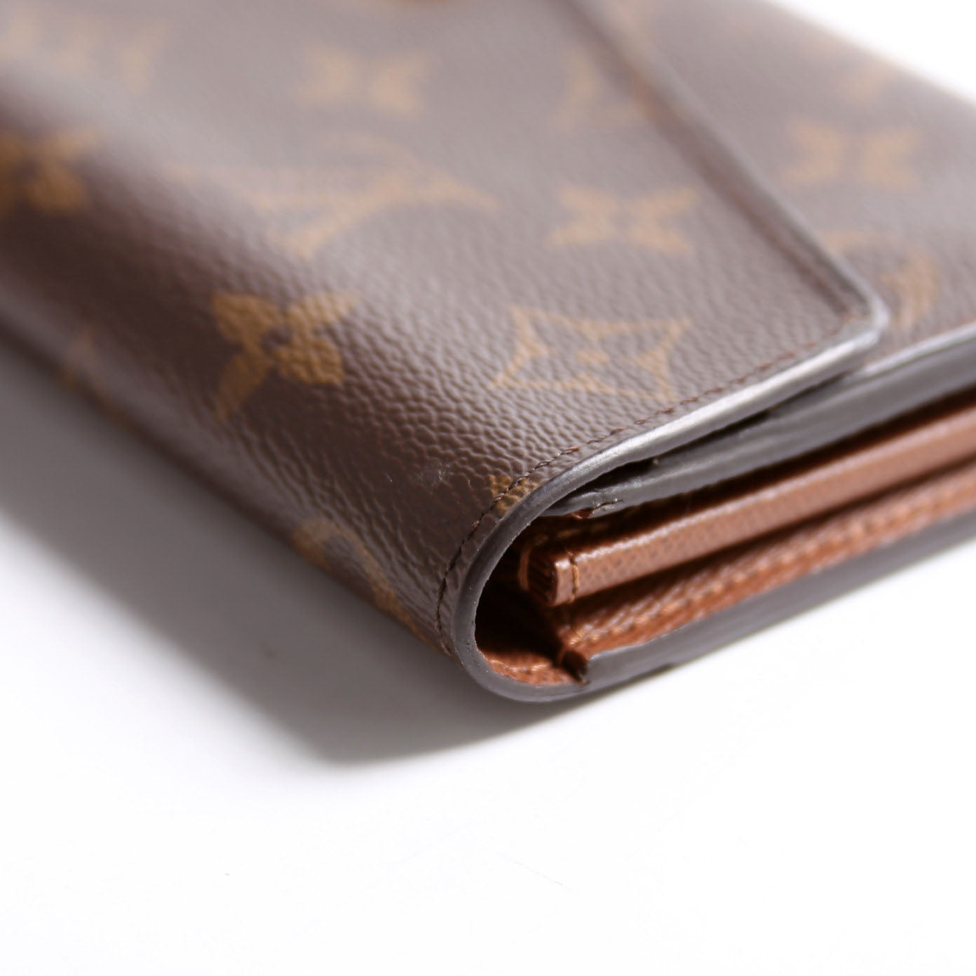 Sarah Wallet Monogram Newer