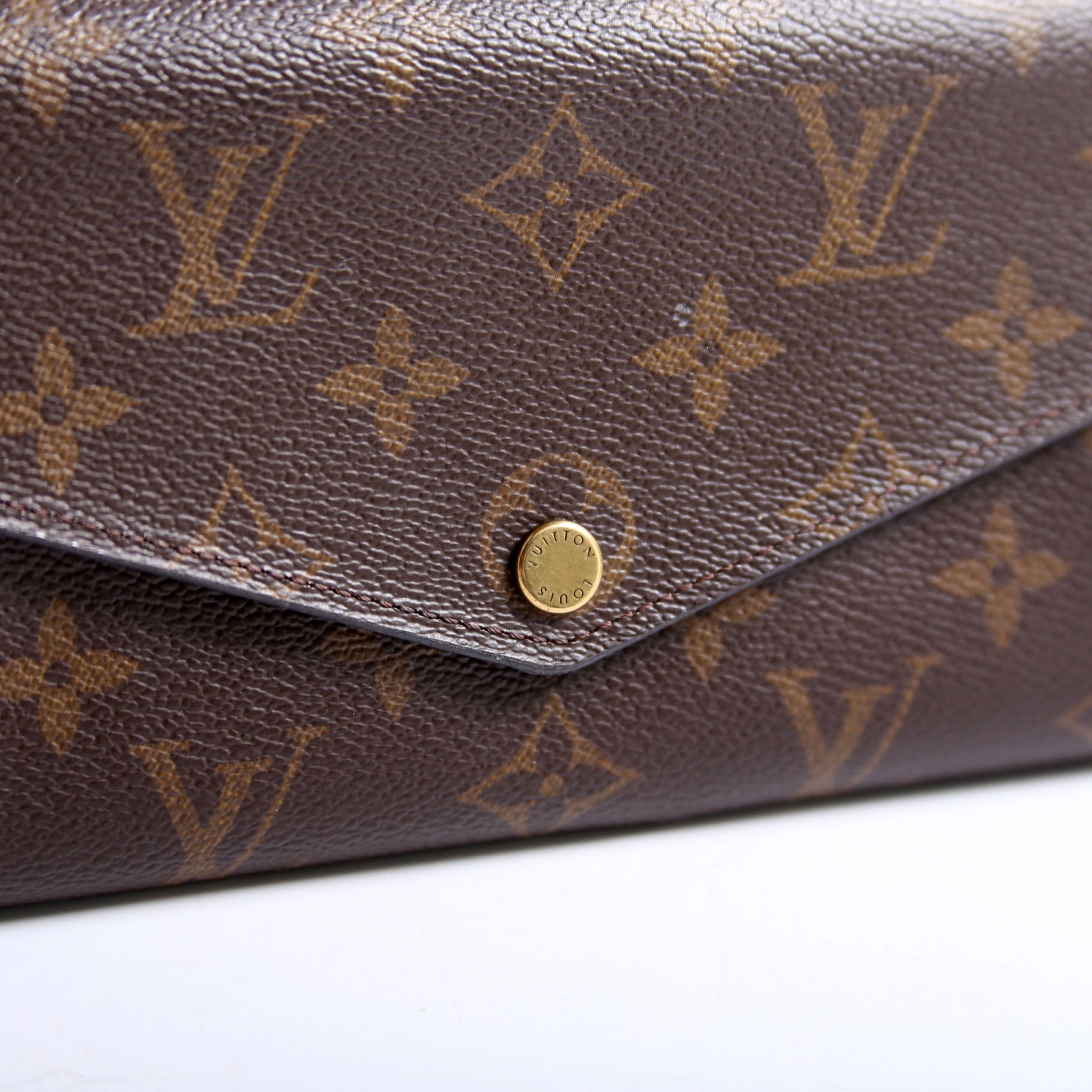 Sarah Wallet Monogram Newer